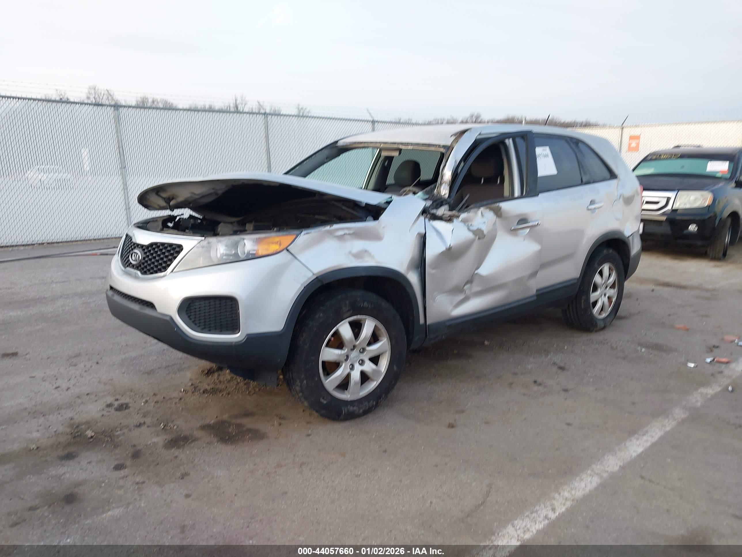 KIA SORENTO image 2