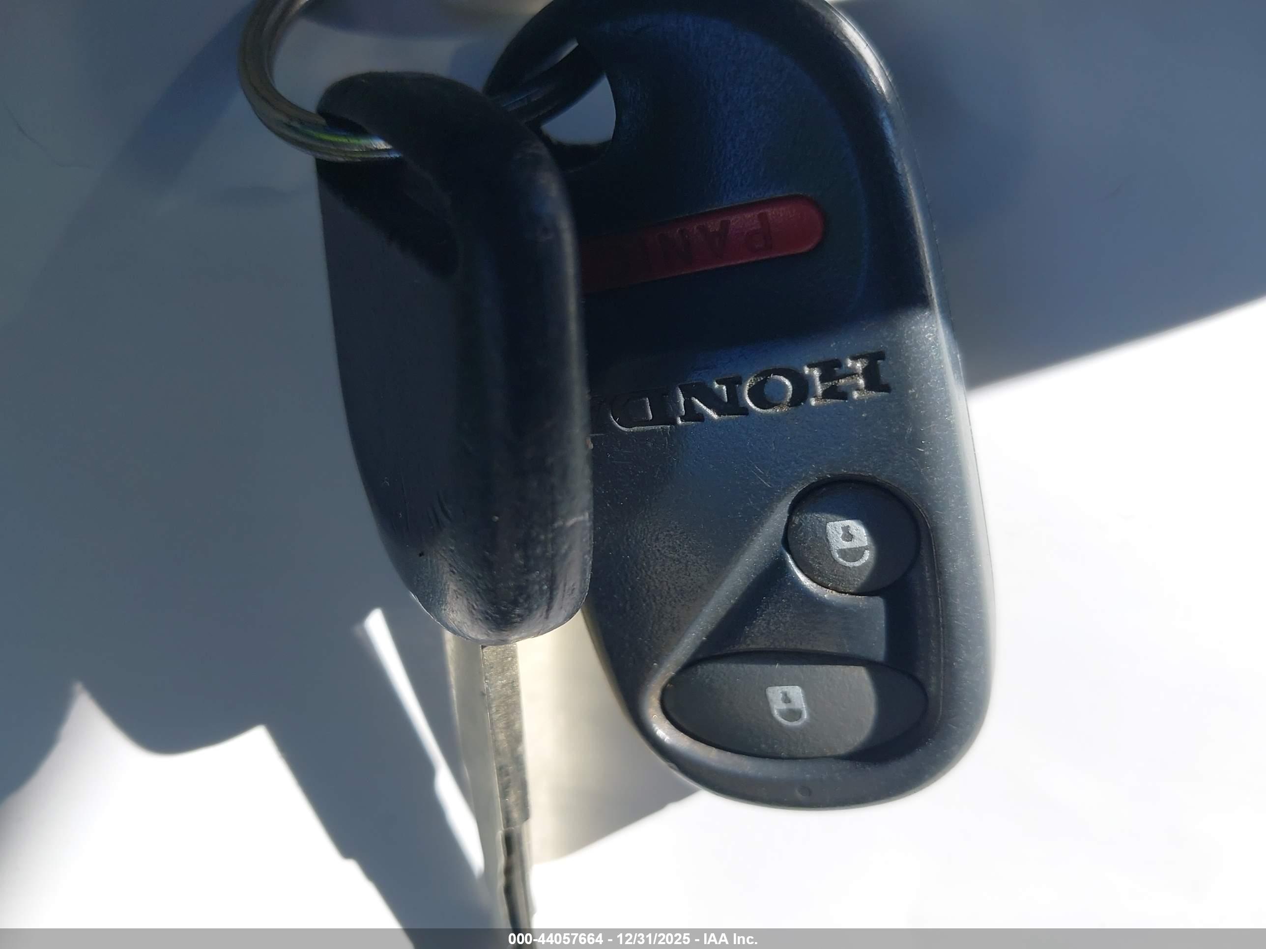 HONDA ELEMENT image 11