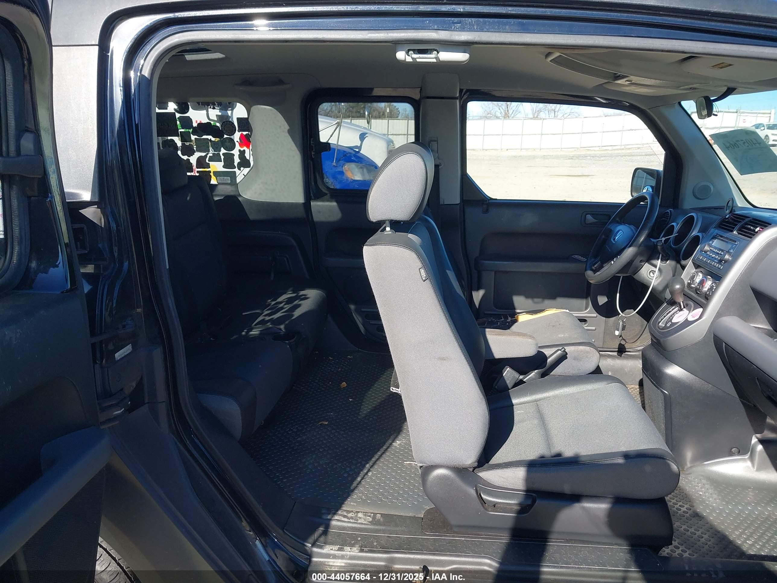 HONDA ELEMENT image 8