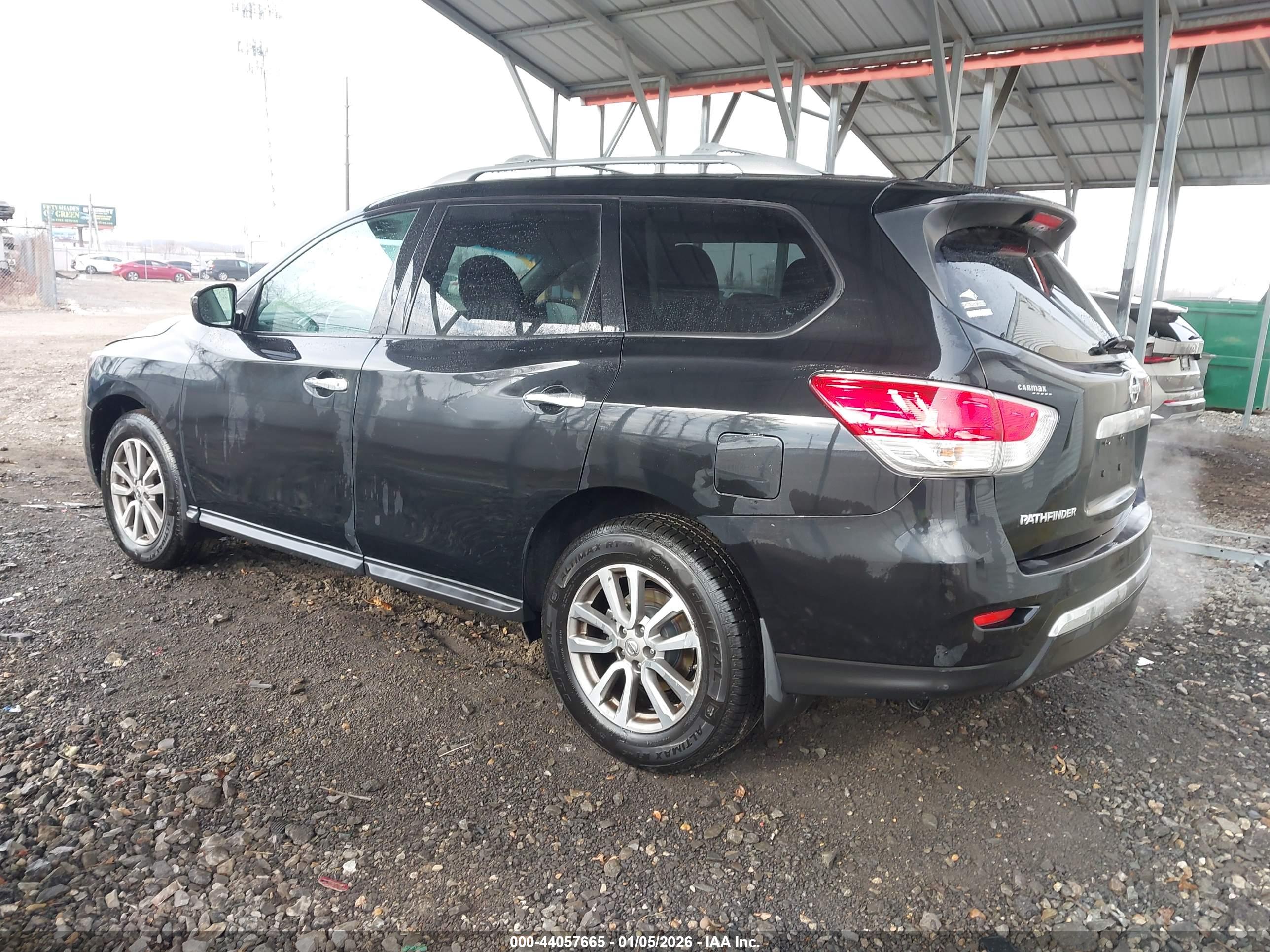 NISSAN PATHFINDER image 3
