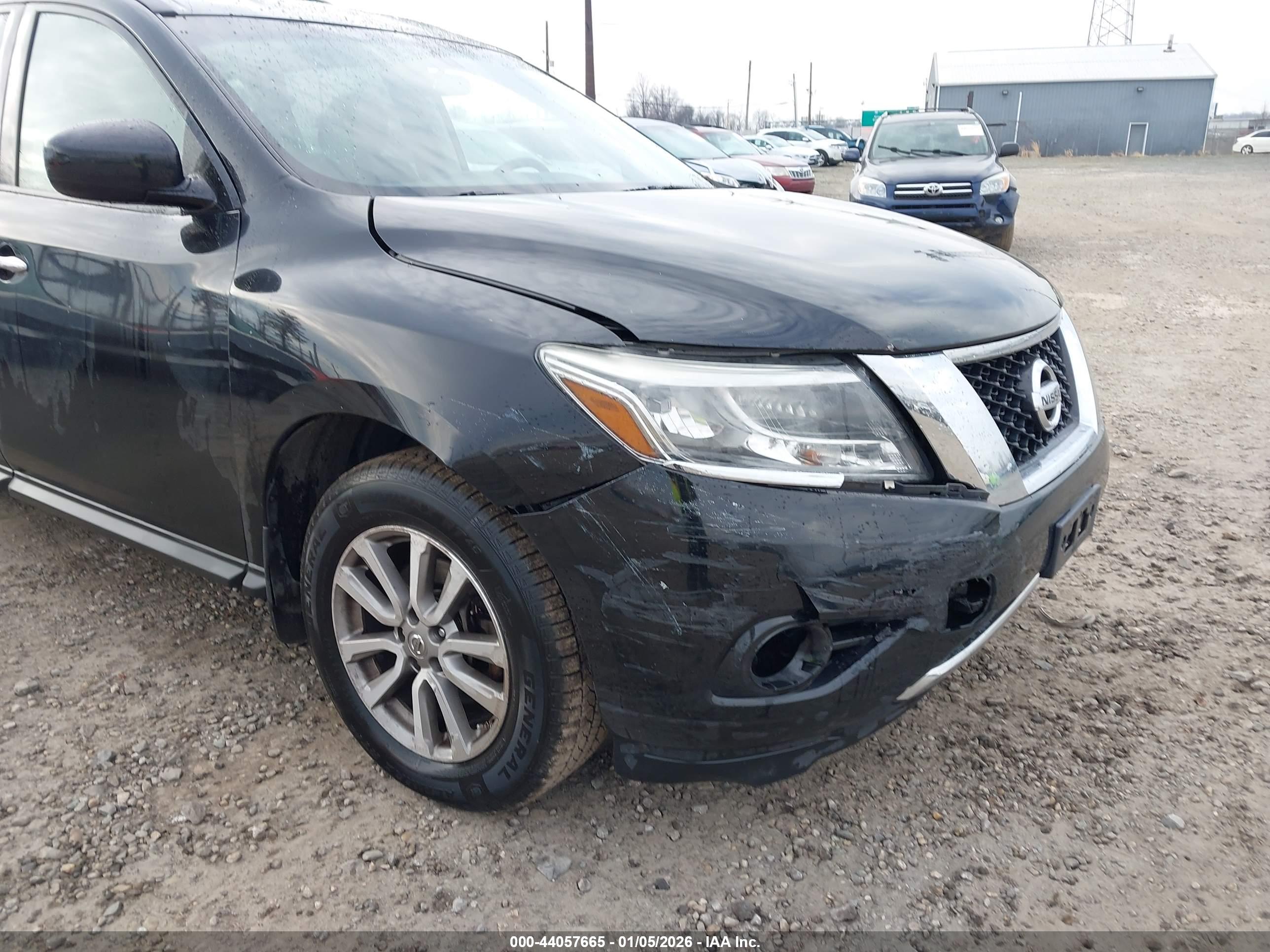NISSAN PATHFINDER image 6