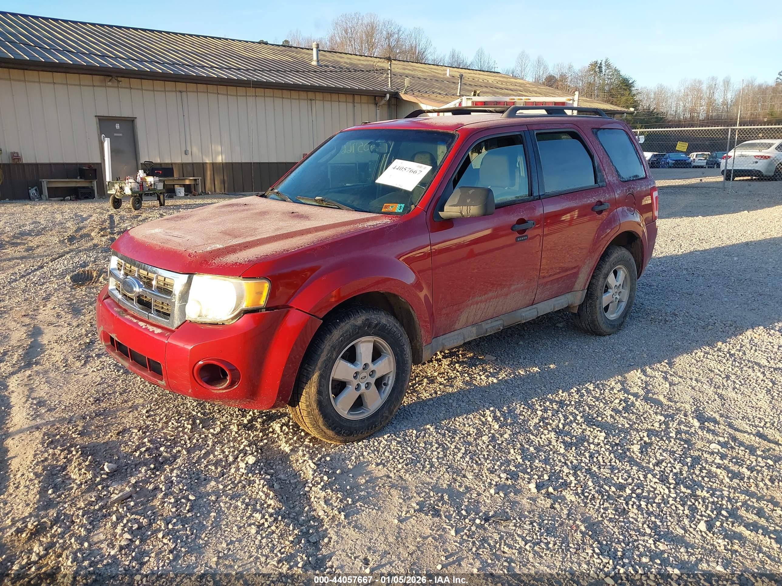 FORD ESCAPE image 2