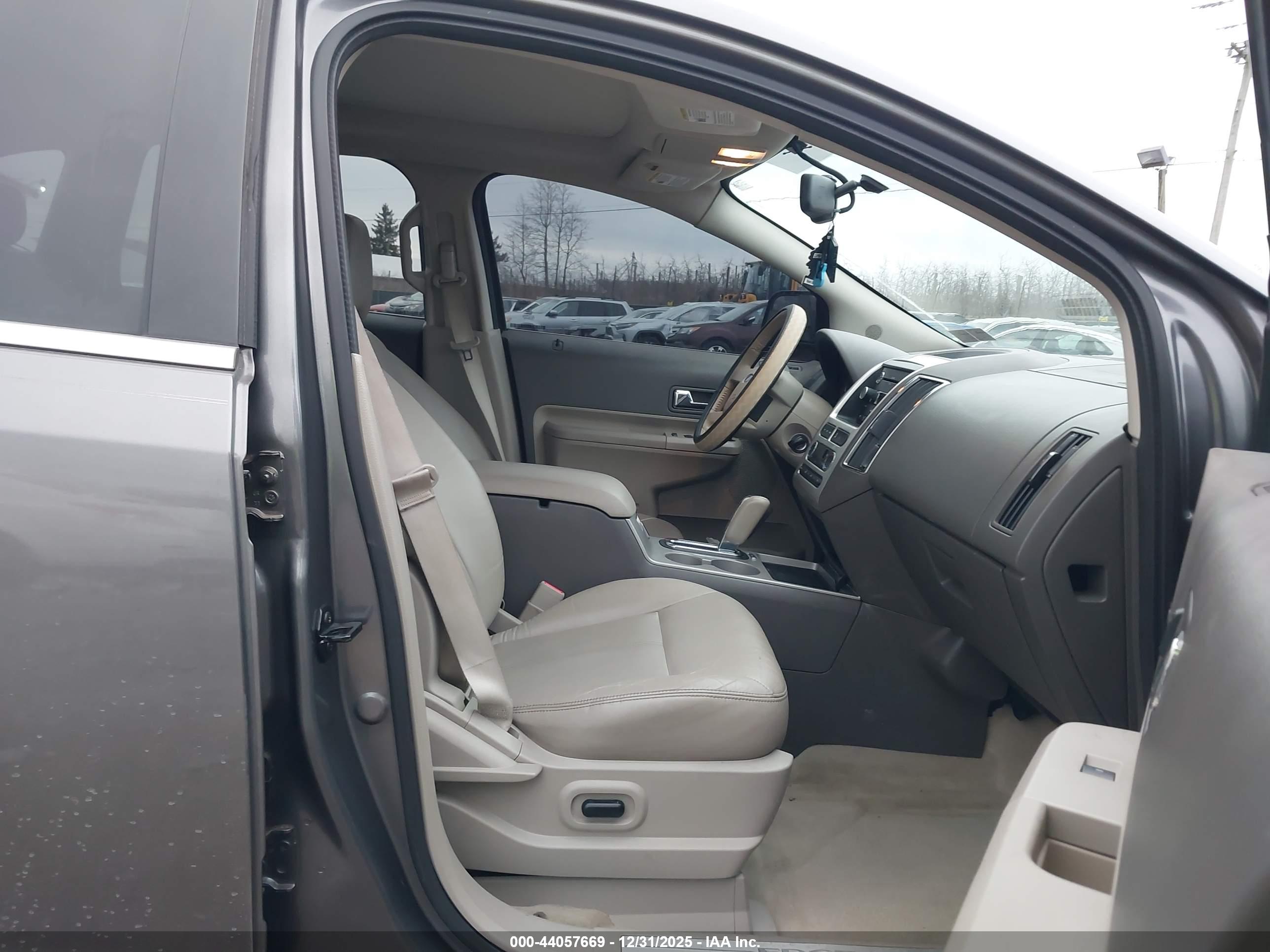 FORD EDGE image 5