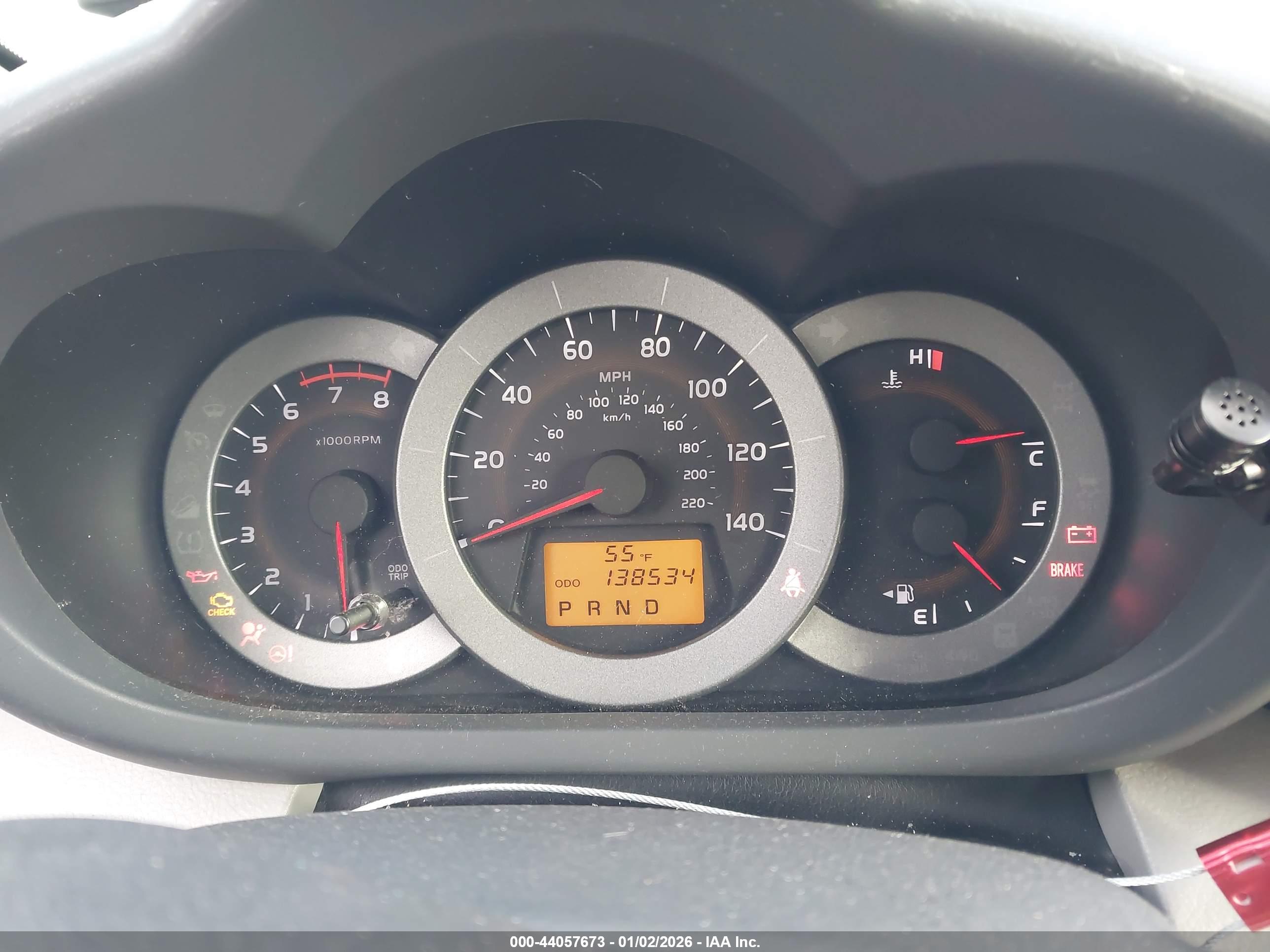 TOYOTA RAV4 image 7