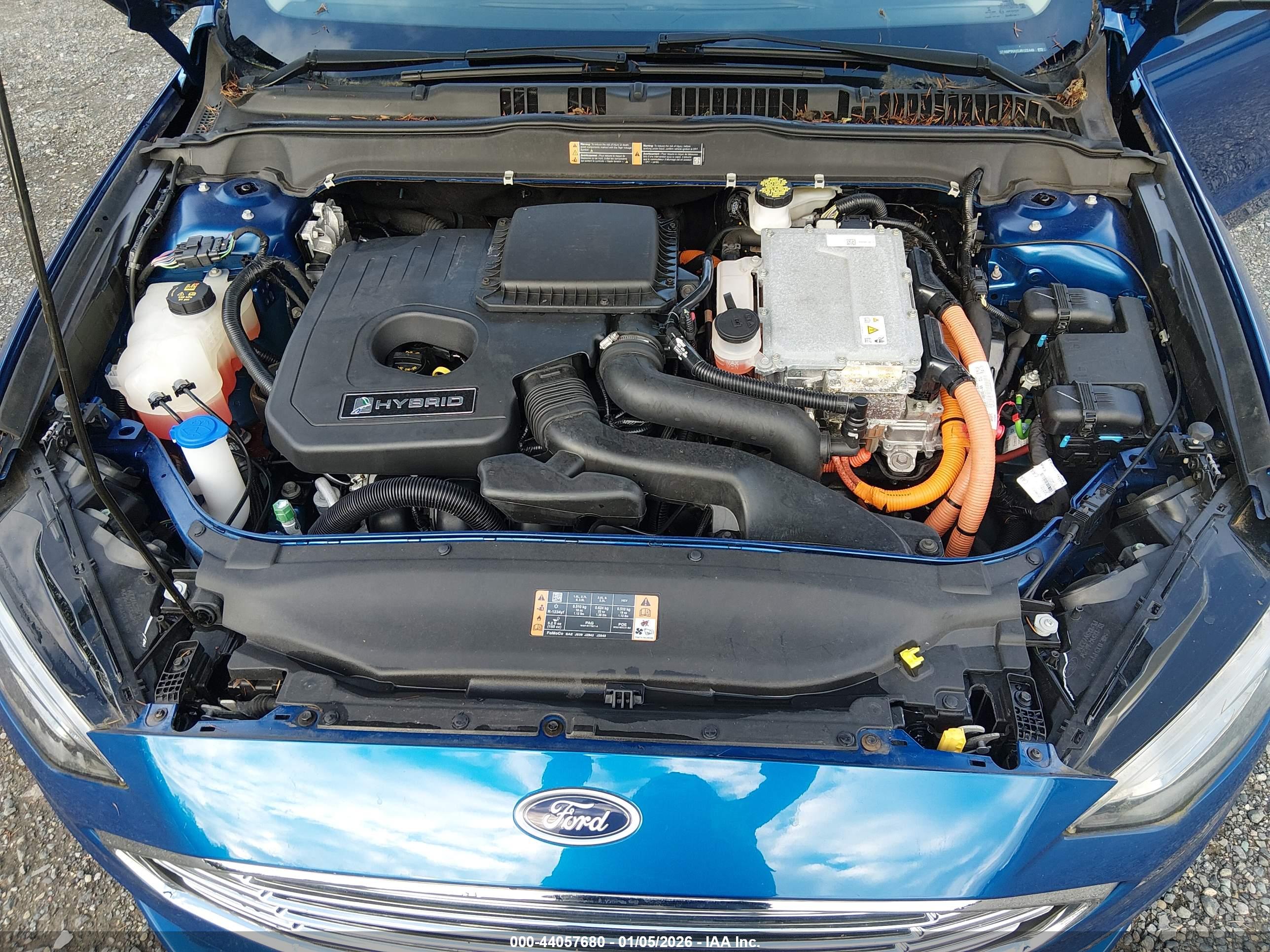 FORD FUSION image 10