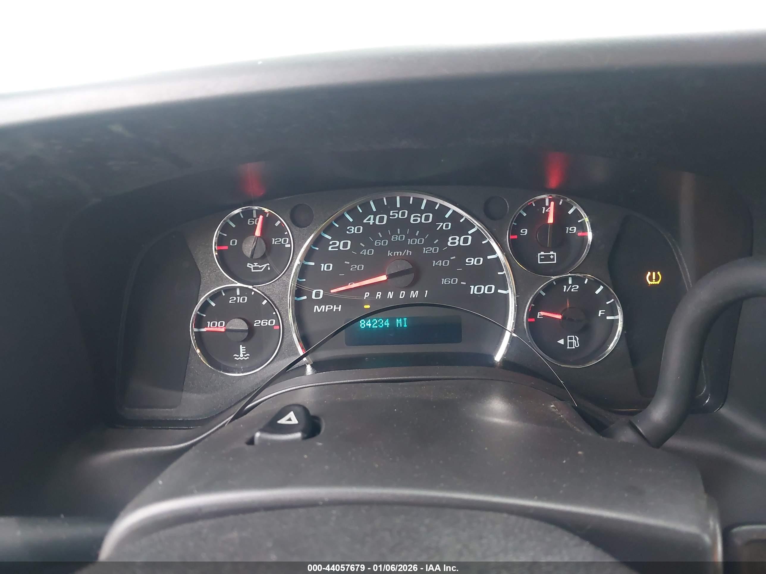 CHEVROLET EXPRESS image 7
