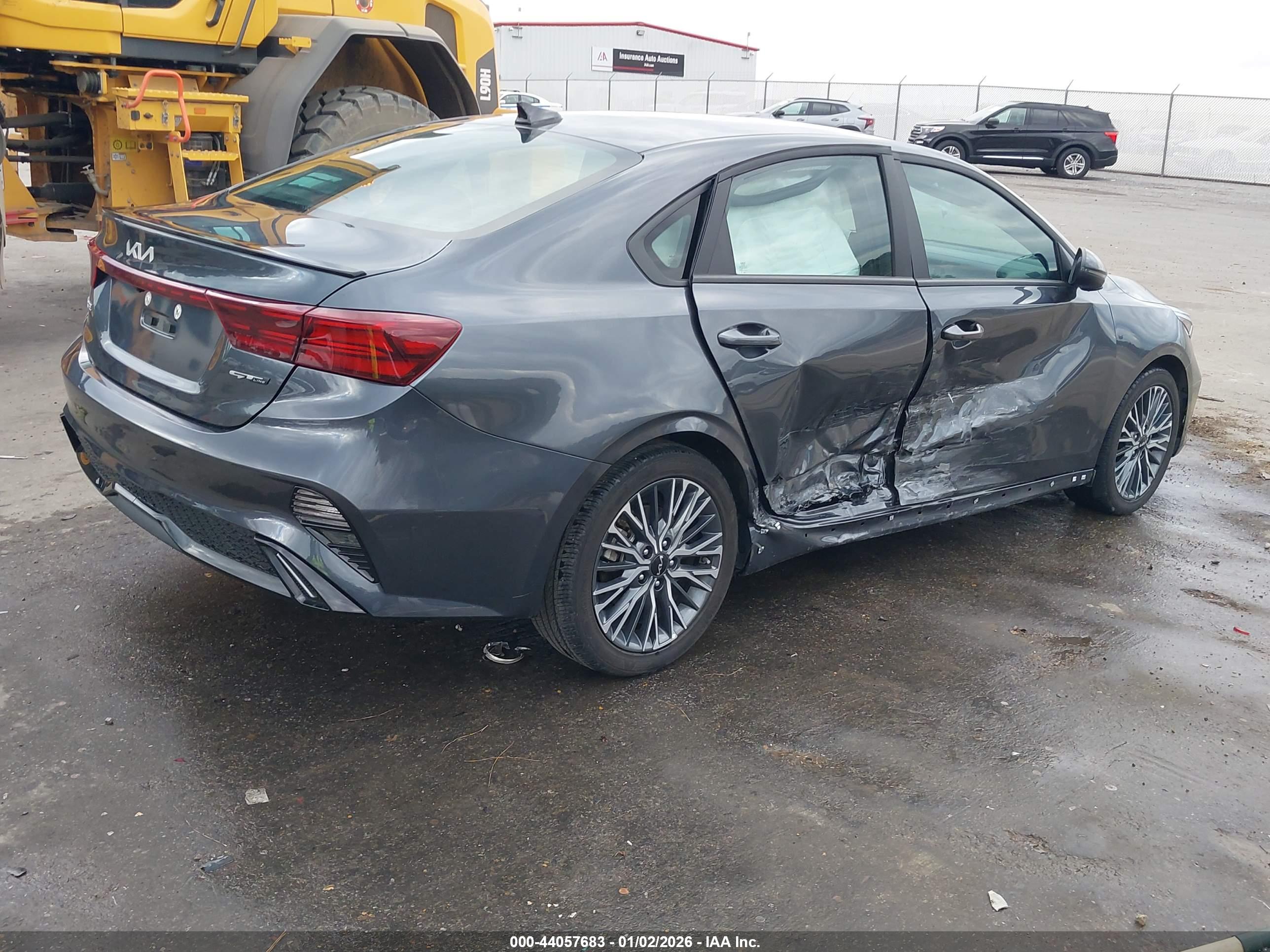 KIA FORTE image 4