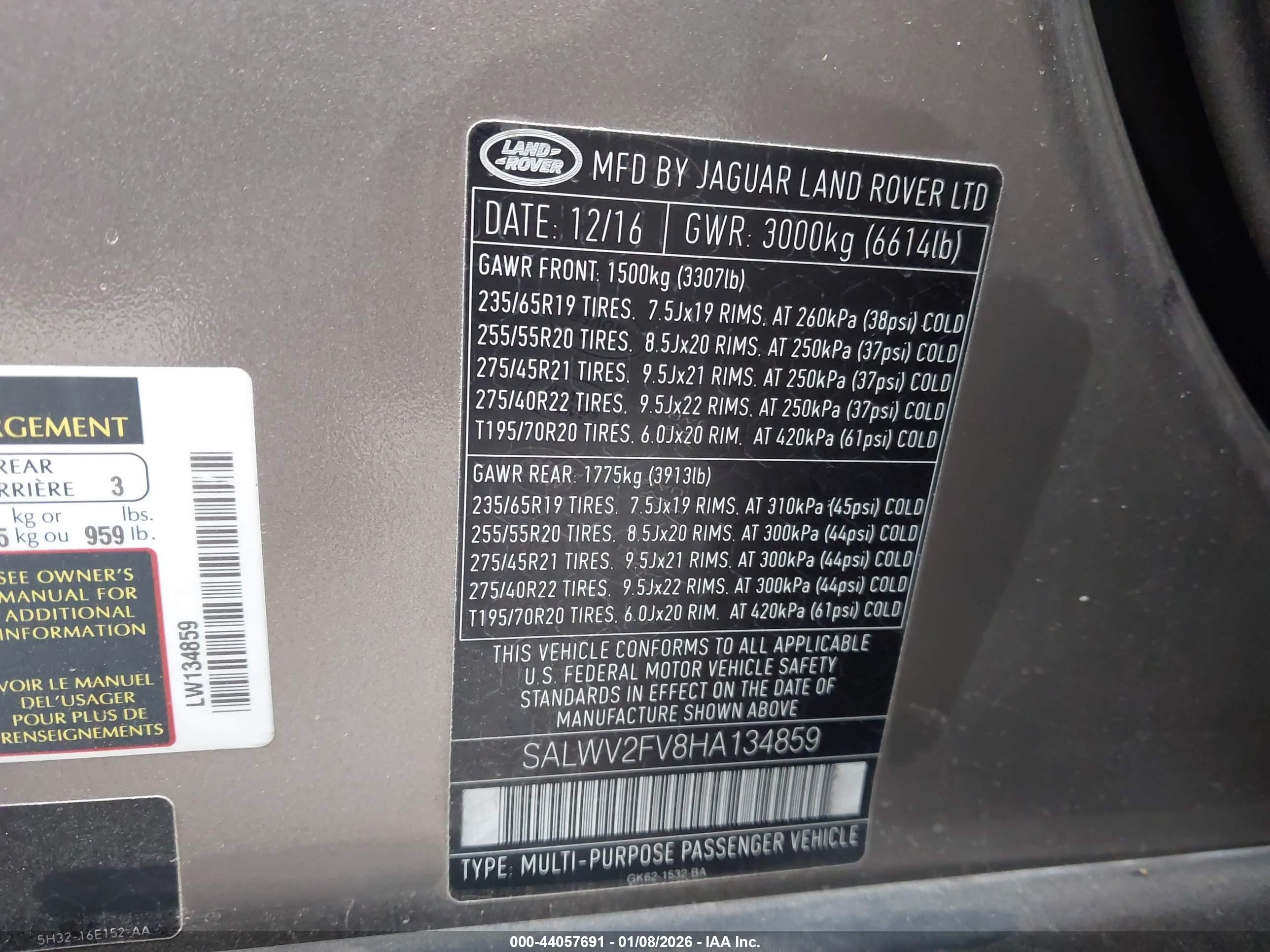 LAND ROVER image 9