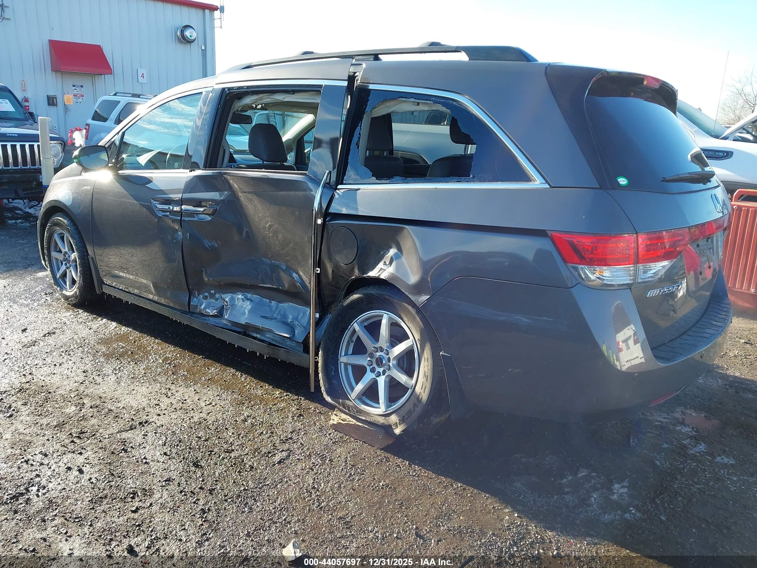 HONDA ODYSSEY image 3