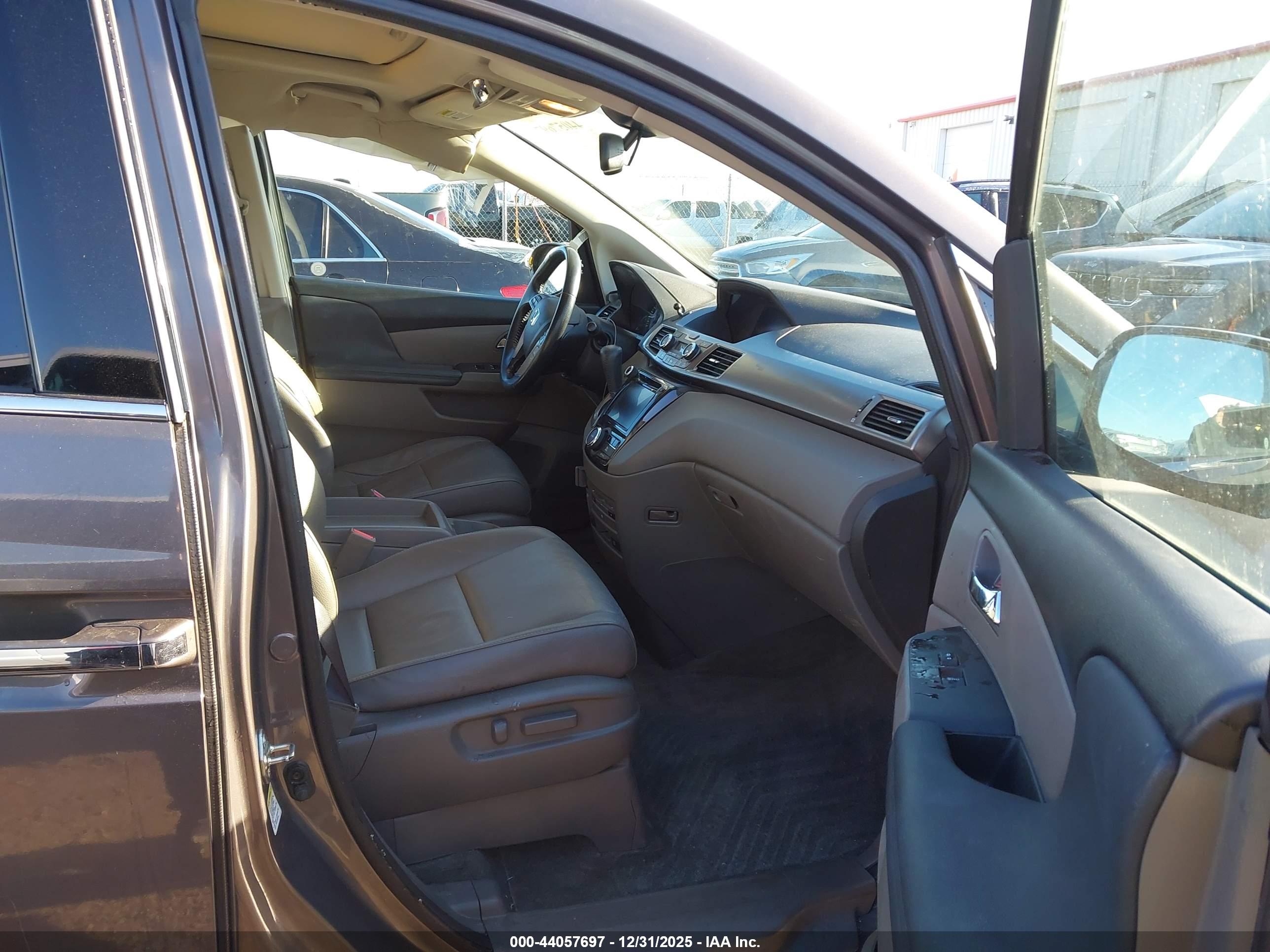 HONDA ODYSSEY image 5