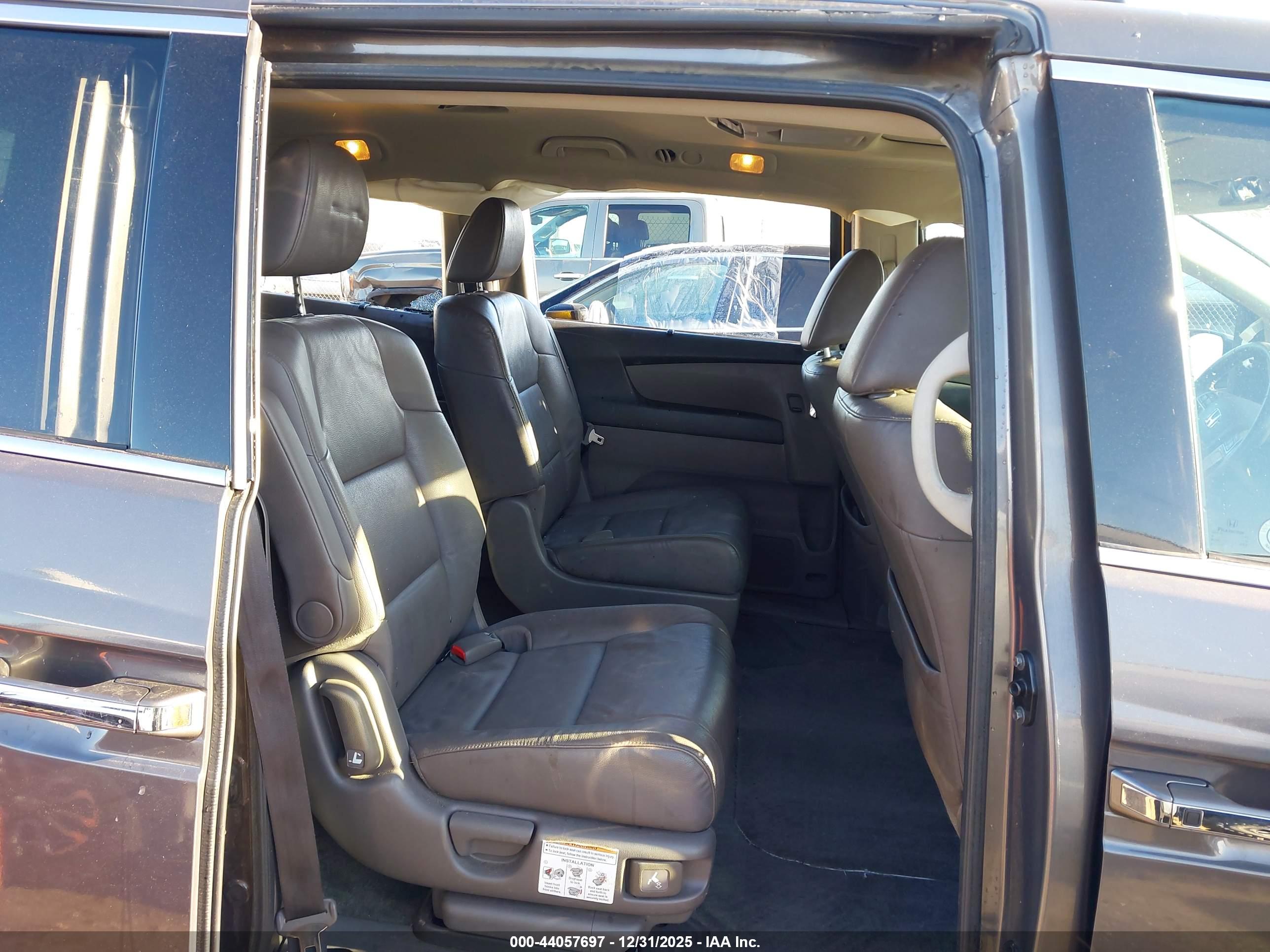 HONDA ODYSSEY image 8