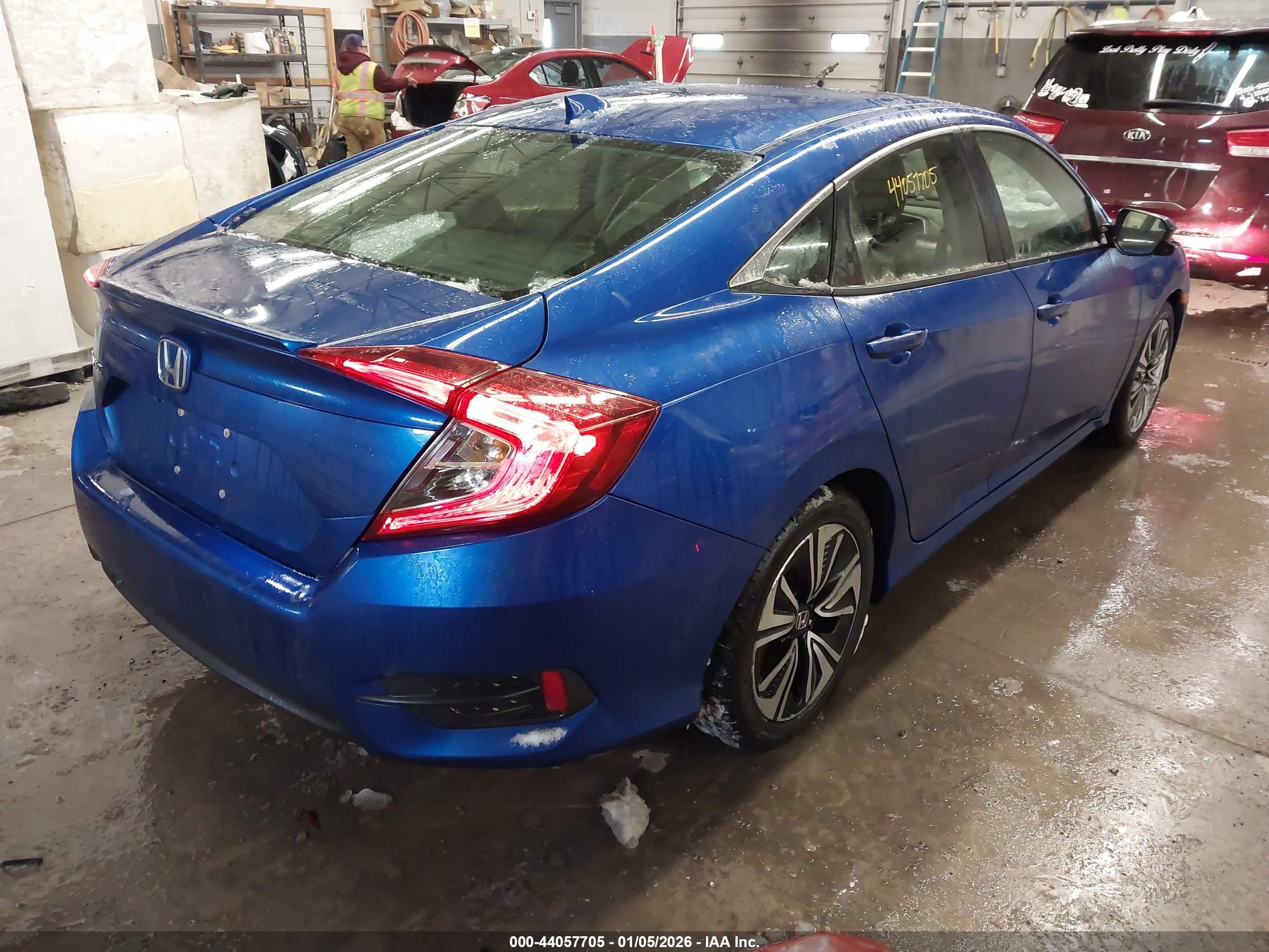 HONDA CIVIC image 4