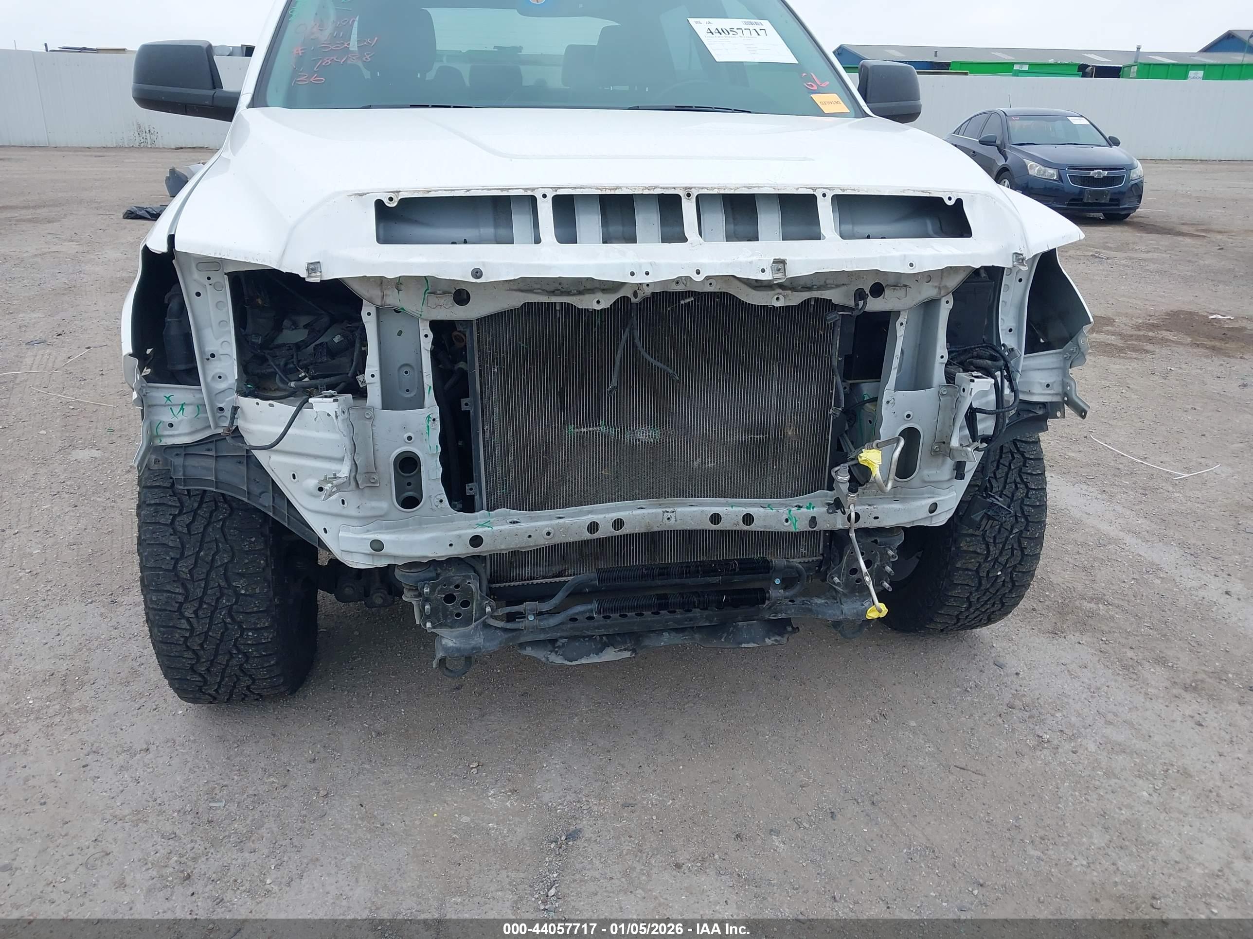 TOYOTA TUNDRA image 6