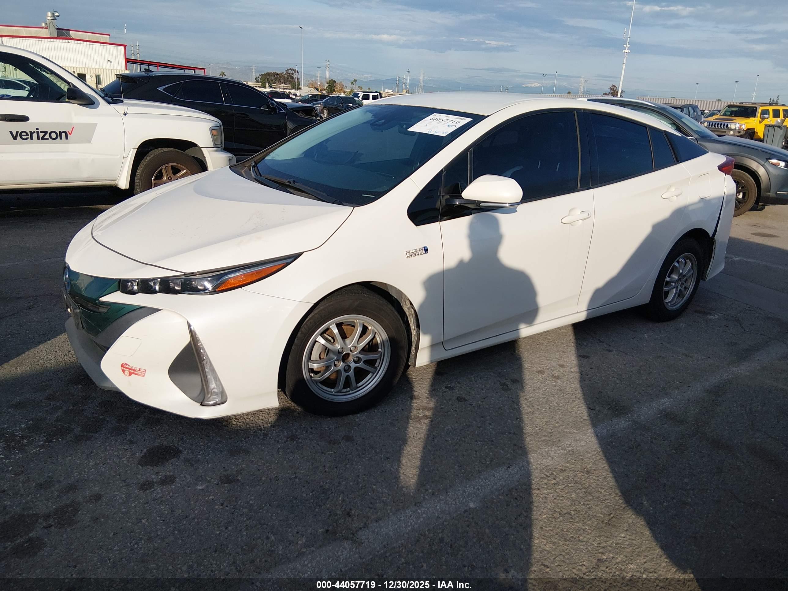 TOYOTA PRIUS image 2