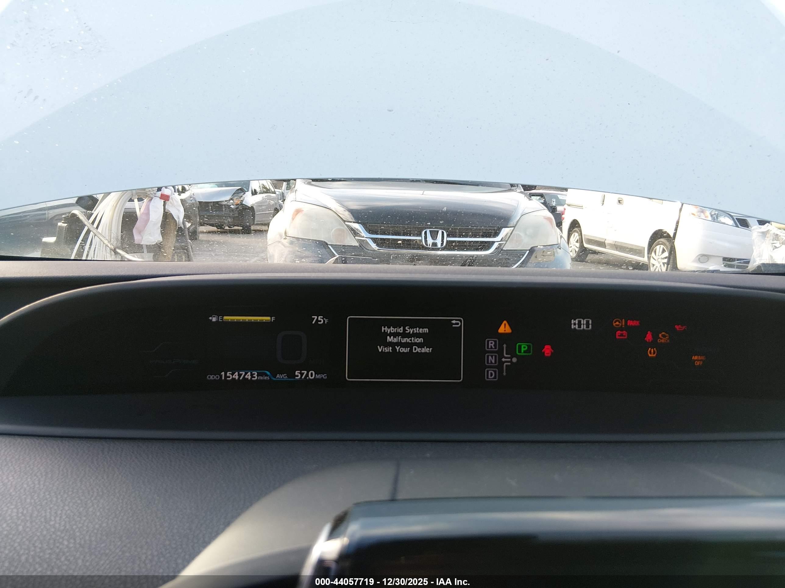 TOYOTA PRIUS image 7