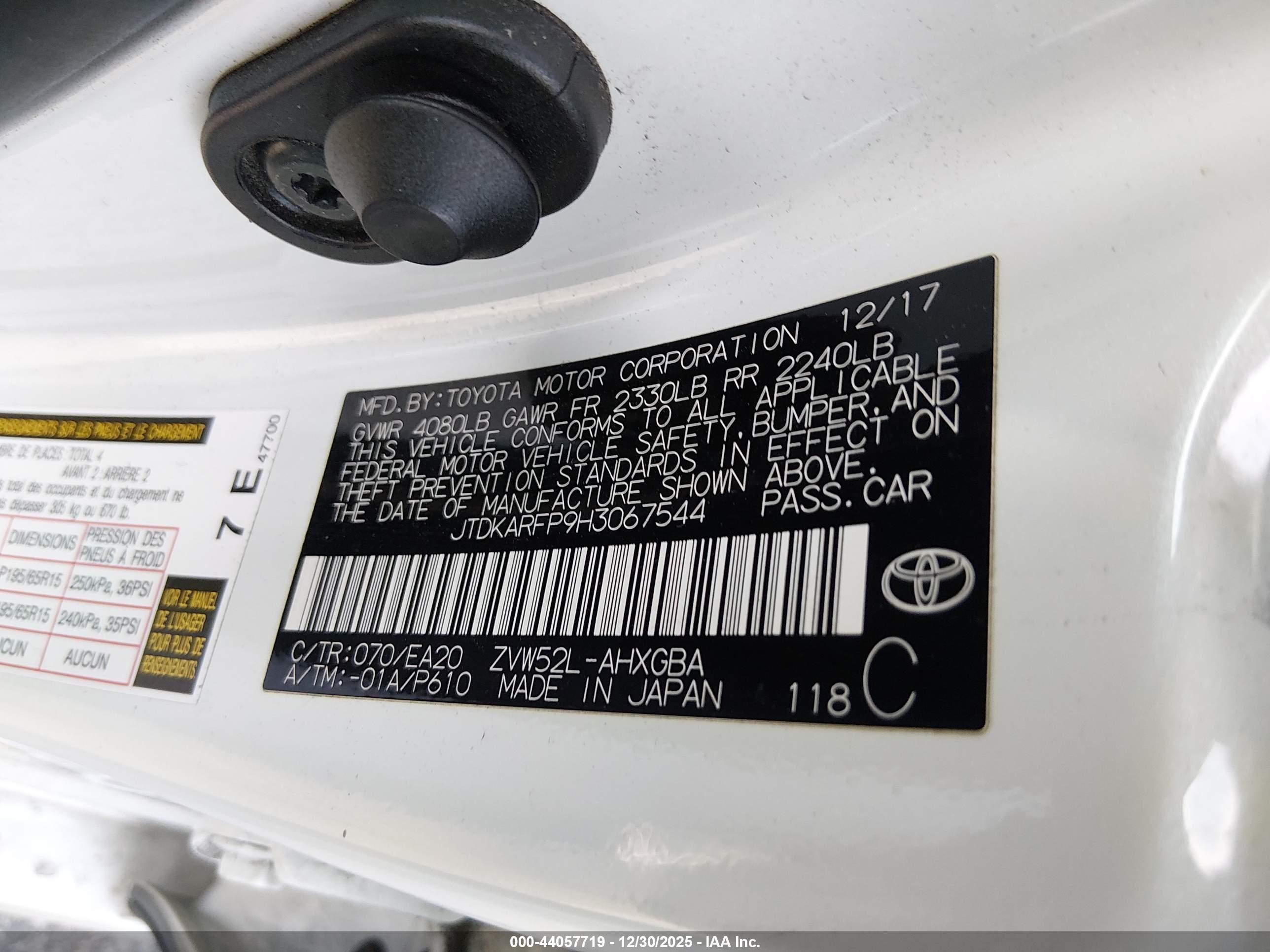 TOYOTA PRIUS image 9