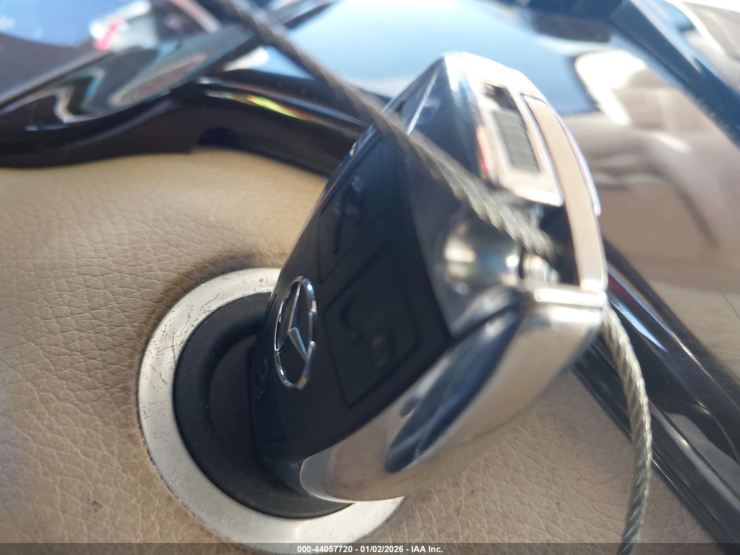 MERCEDES-BENZ GLS image 11