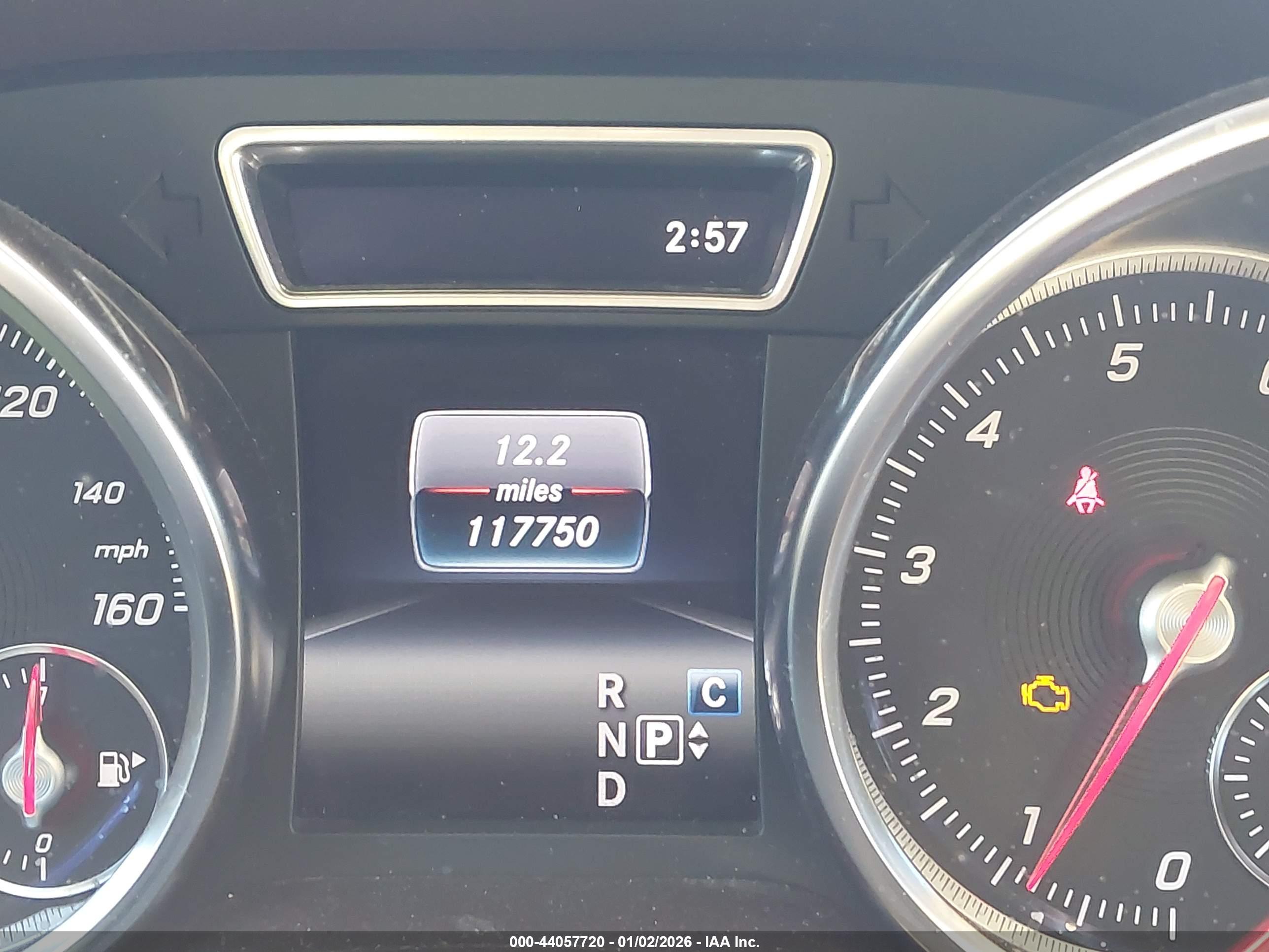 MERCEDES-BENZ GLS image 7