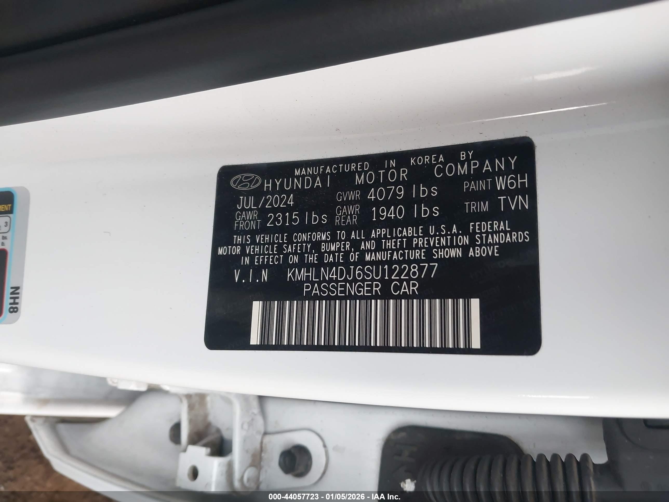 HYUNDAI ELANTRA image 9