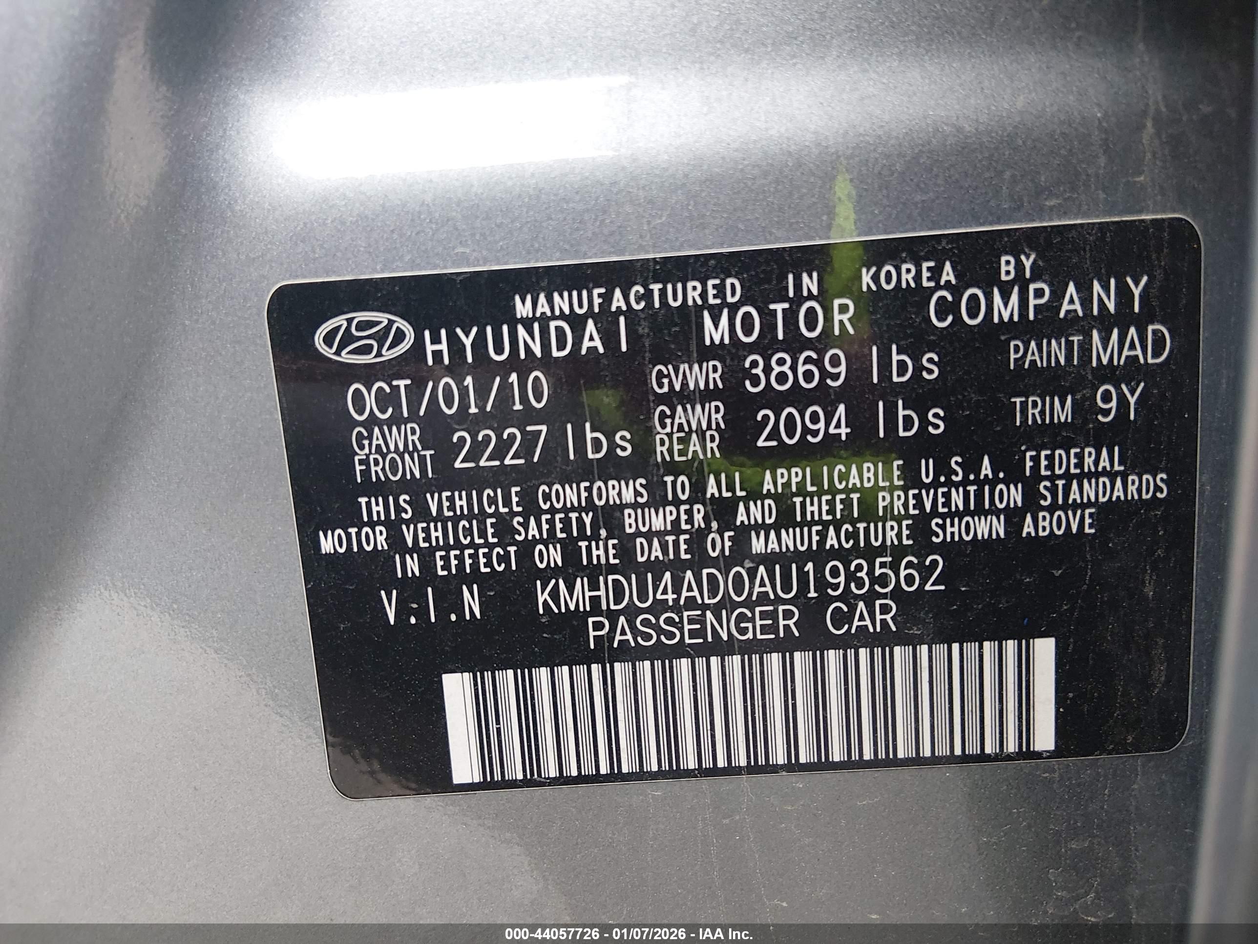 HYUNDAI ELANTRA image 9