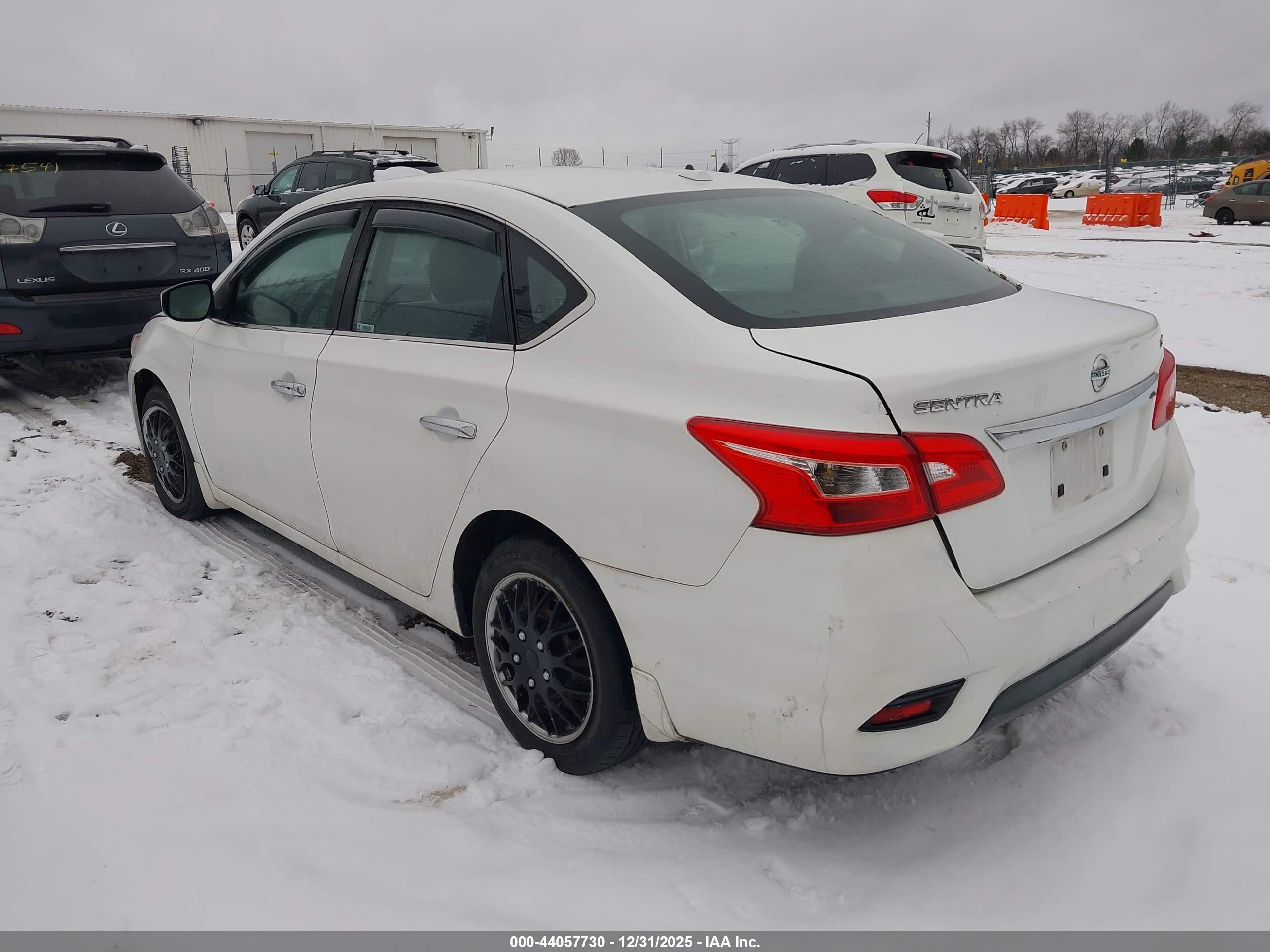 NISSAN SENTRA image 3