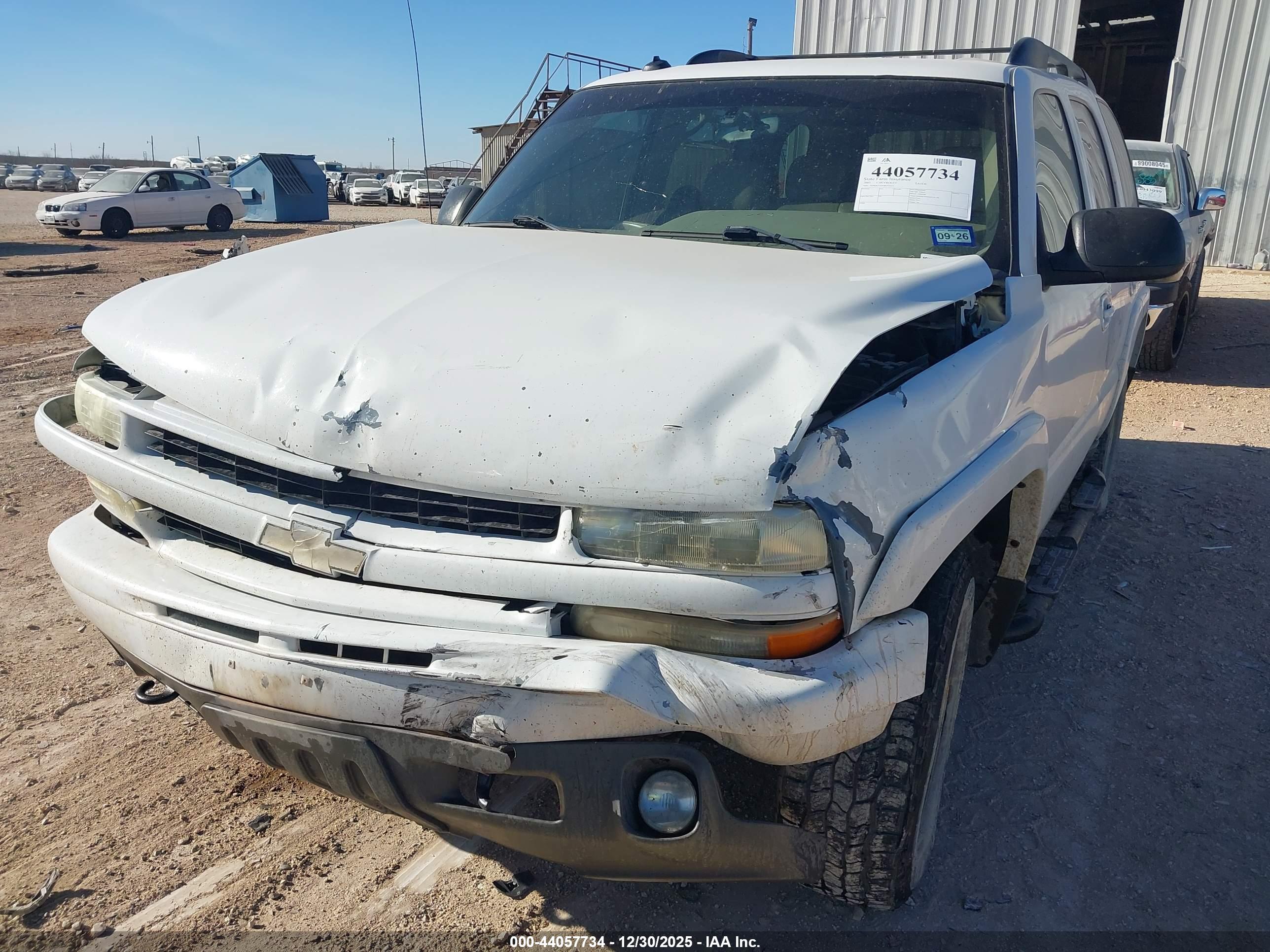 CHEVROLET TAHOE image 6