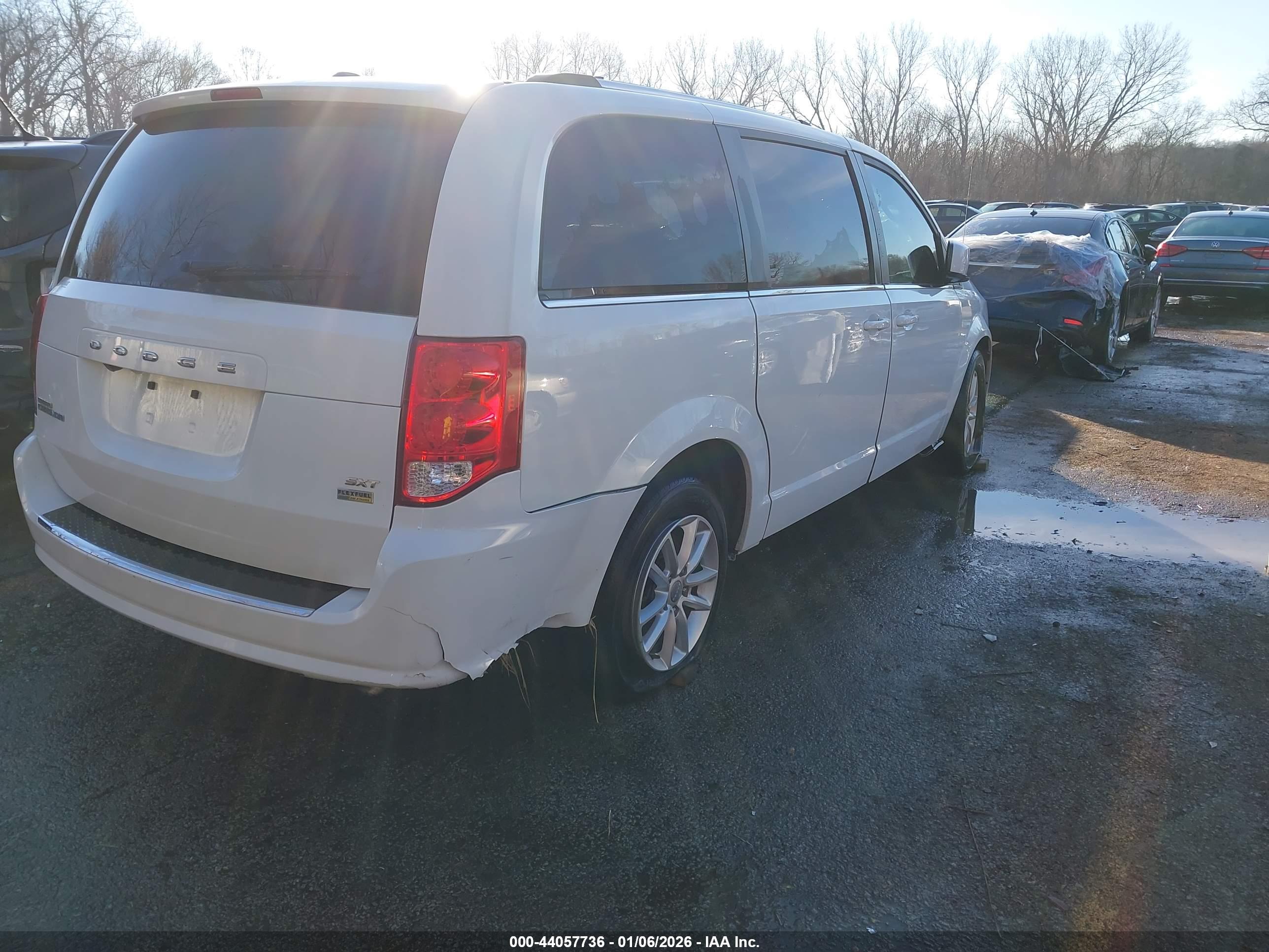 DODGE GRAND image 4