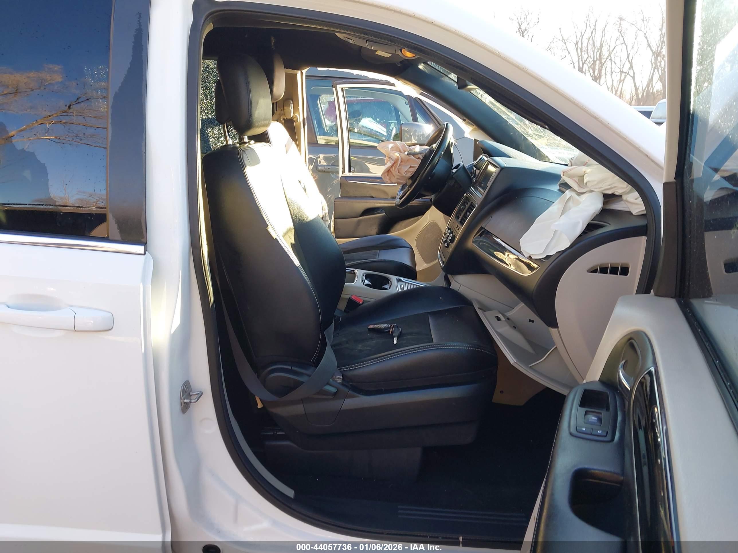 DODGE GRAND image 5