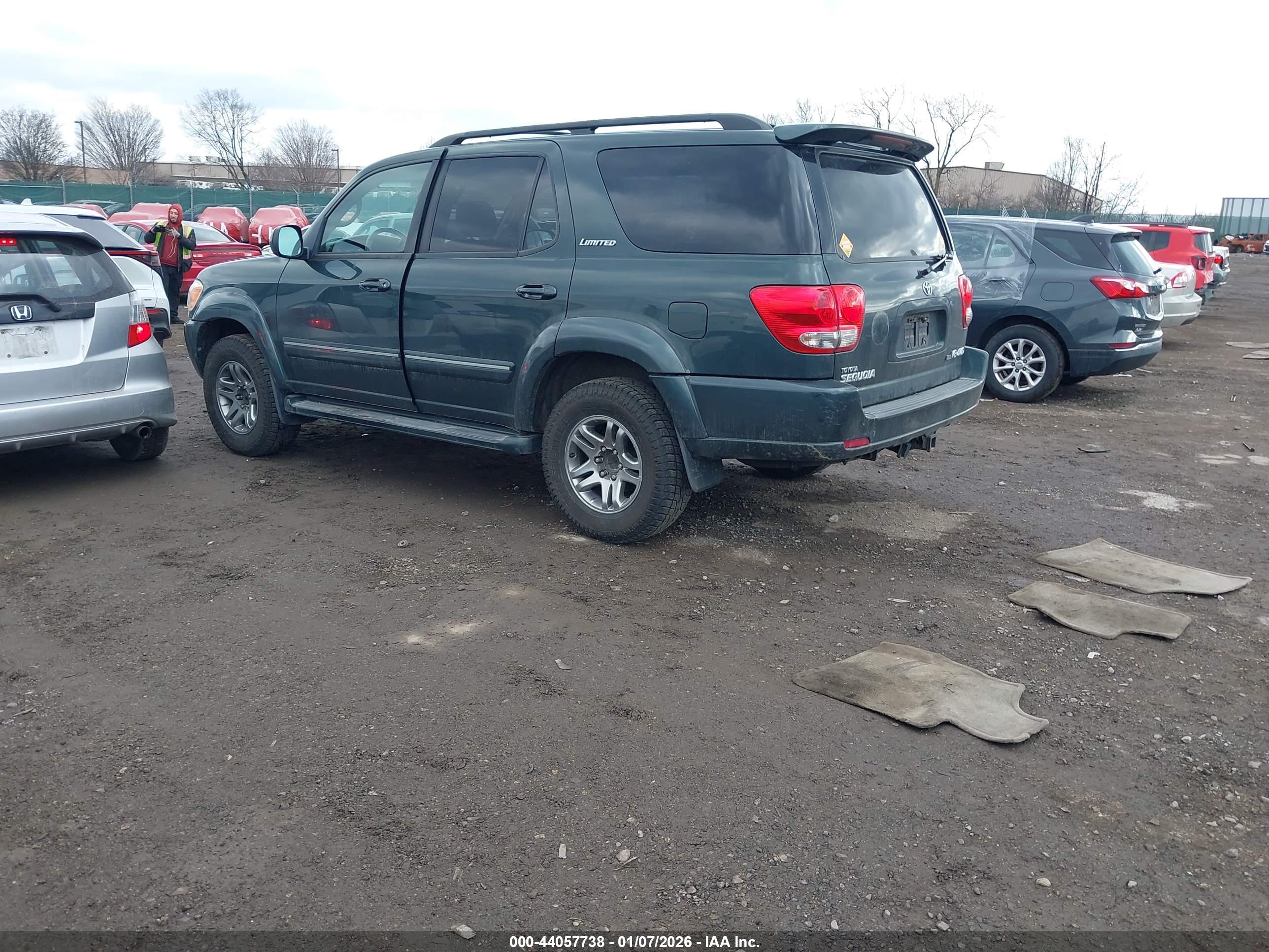 TOYOTA SEQUOIA image 3