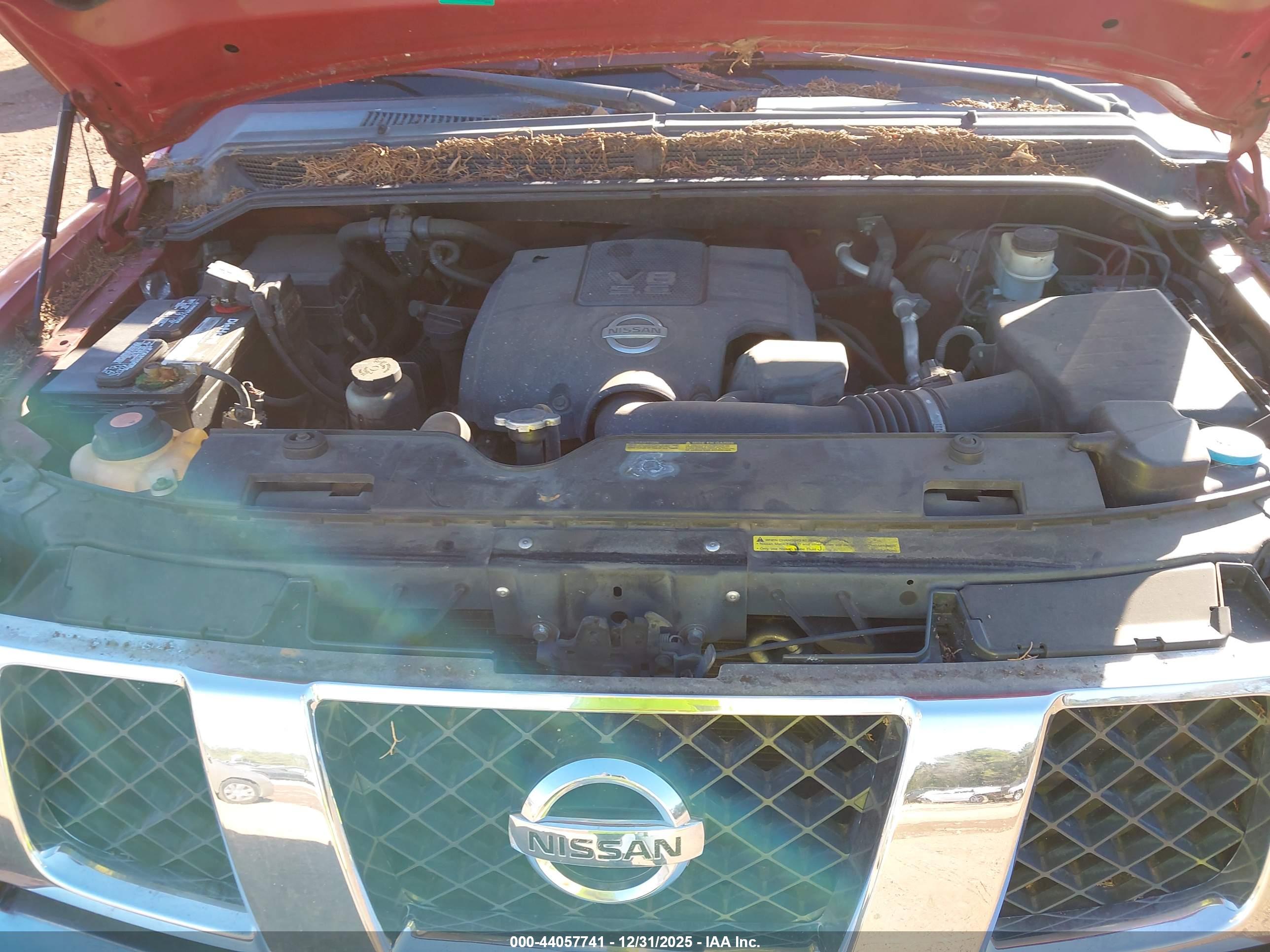 NISSAN TITAN image 10