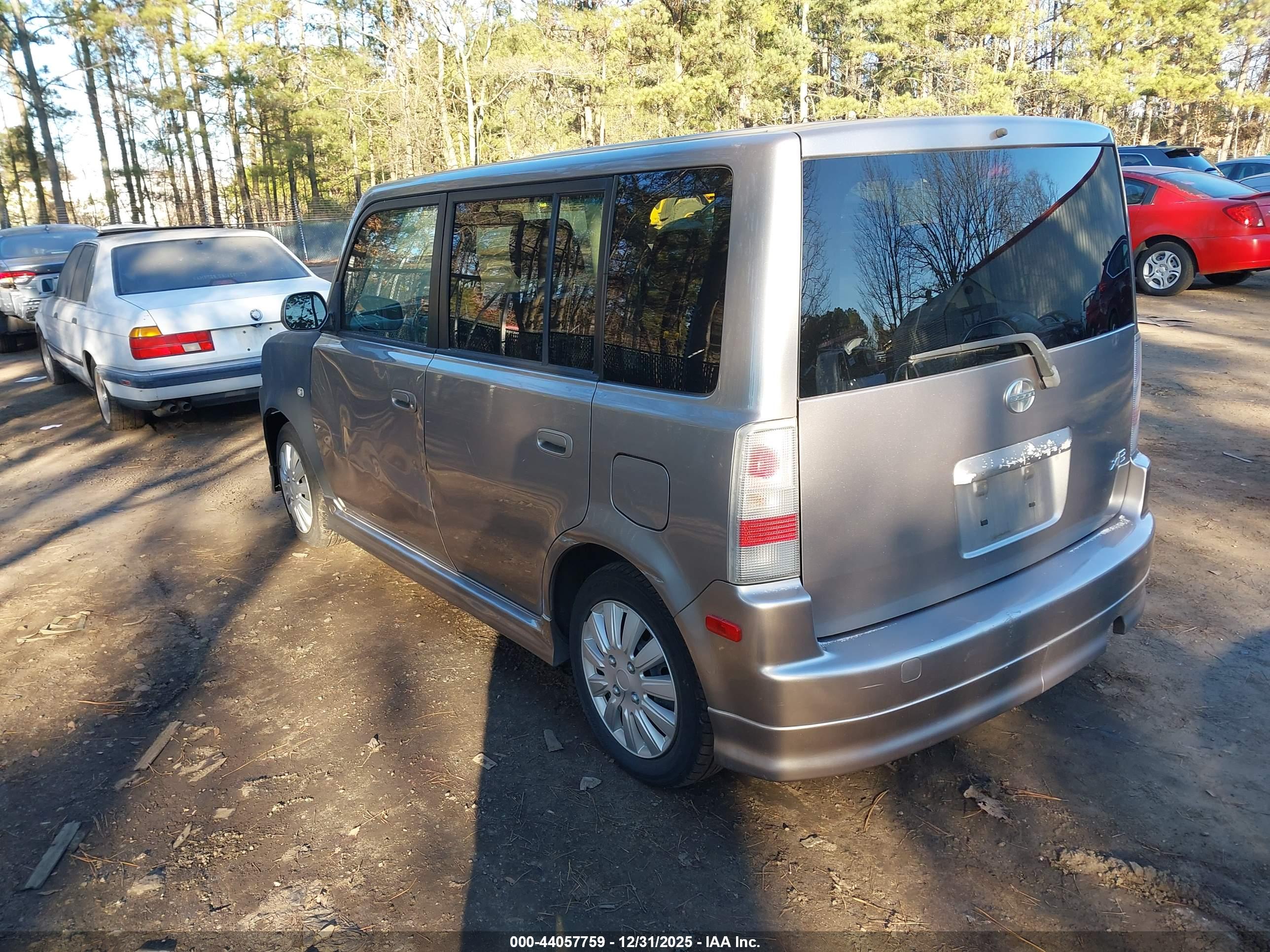SCION XB image 3