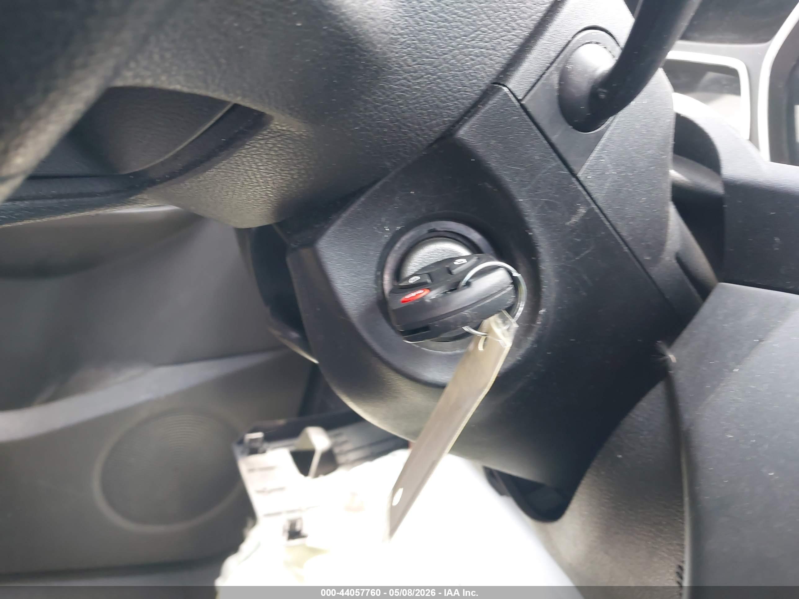 FORD ESCAPE image 11