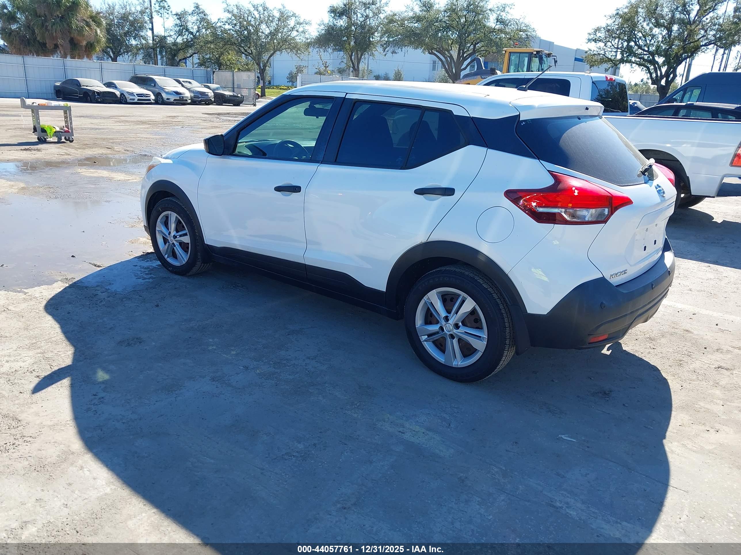 NISSAN KICKS image 3