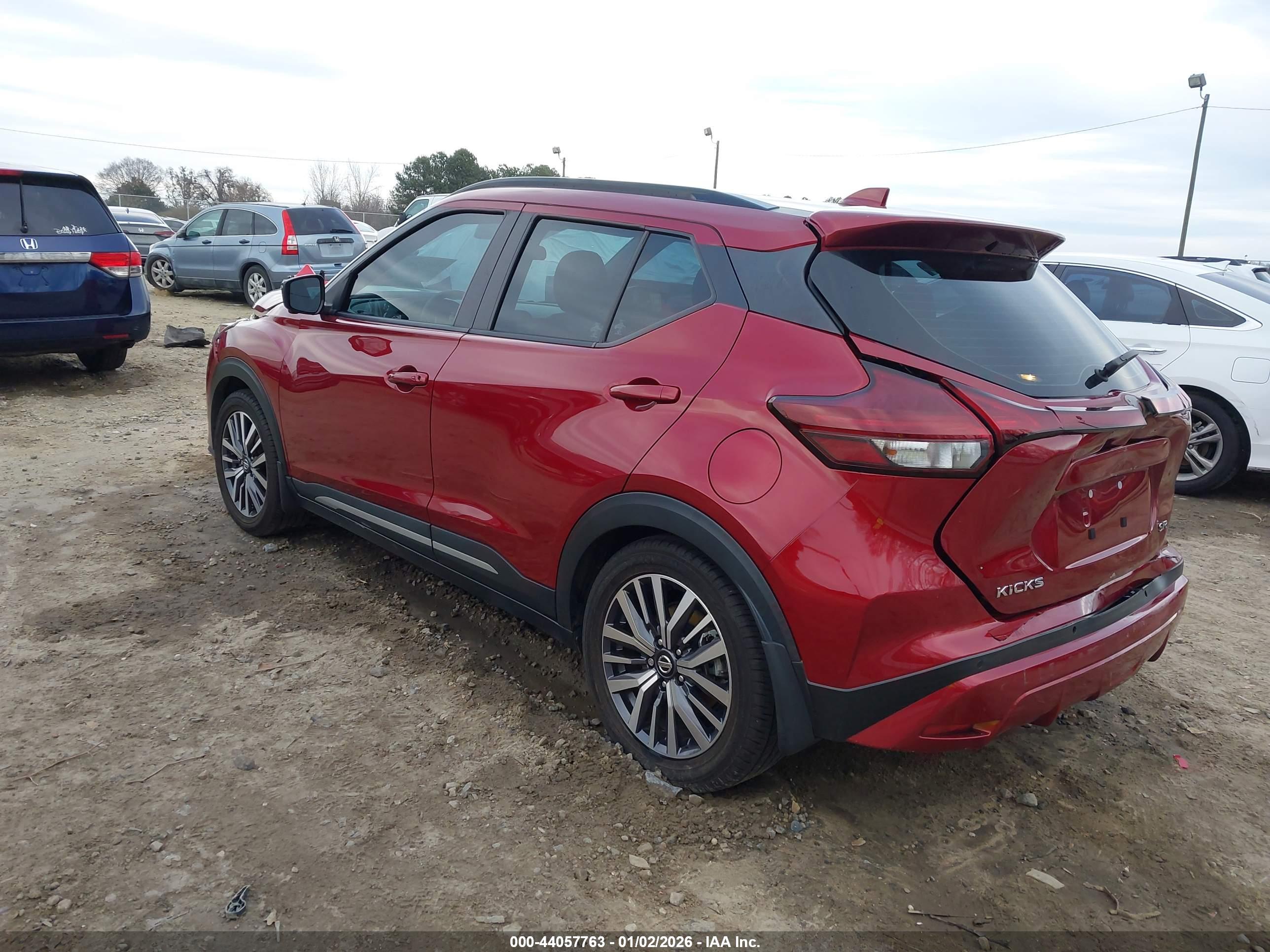 NISSAN KICKS image 3