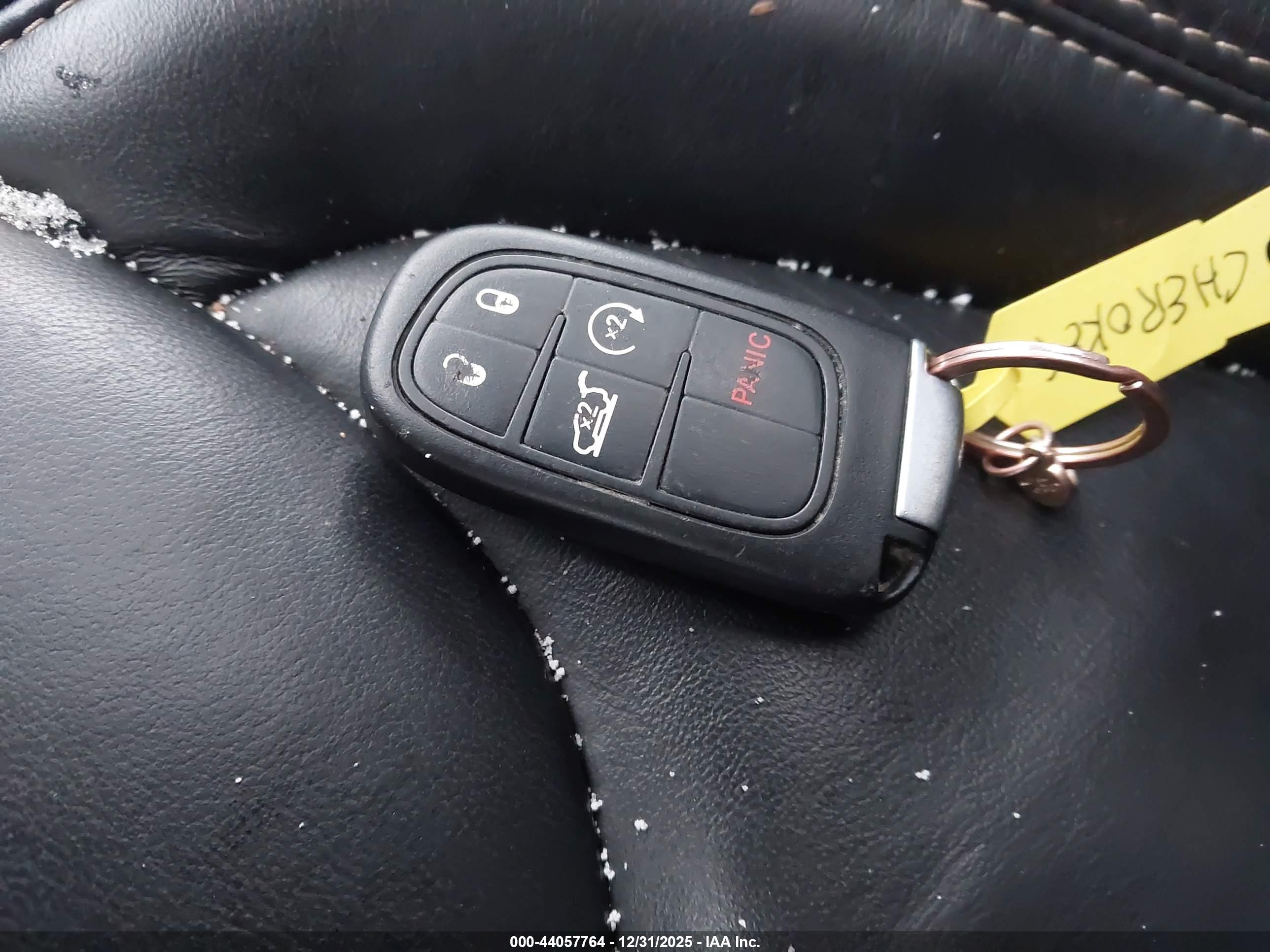 JEEP CHEROKEE image 11