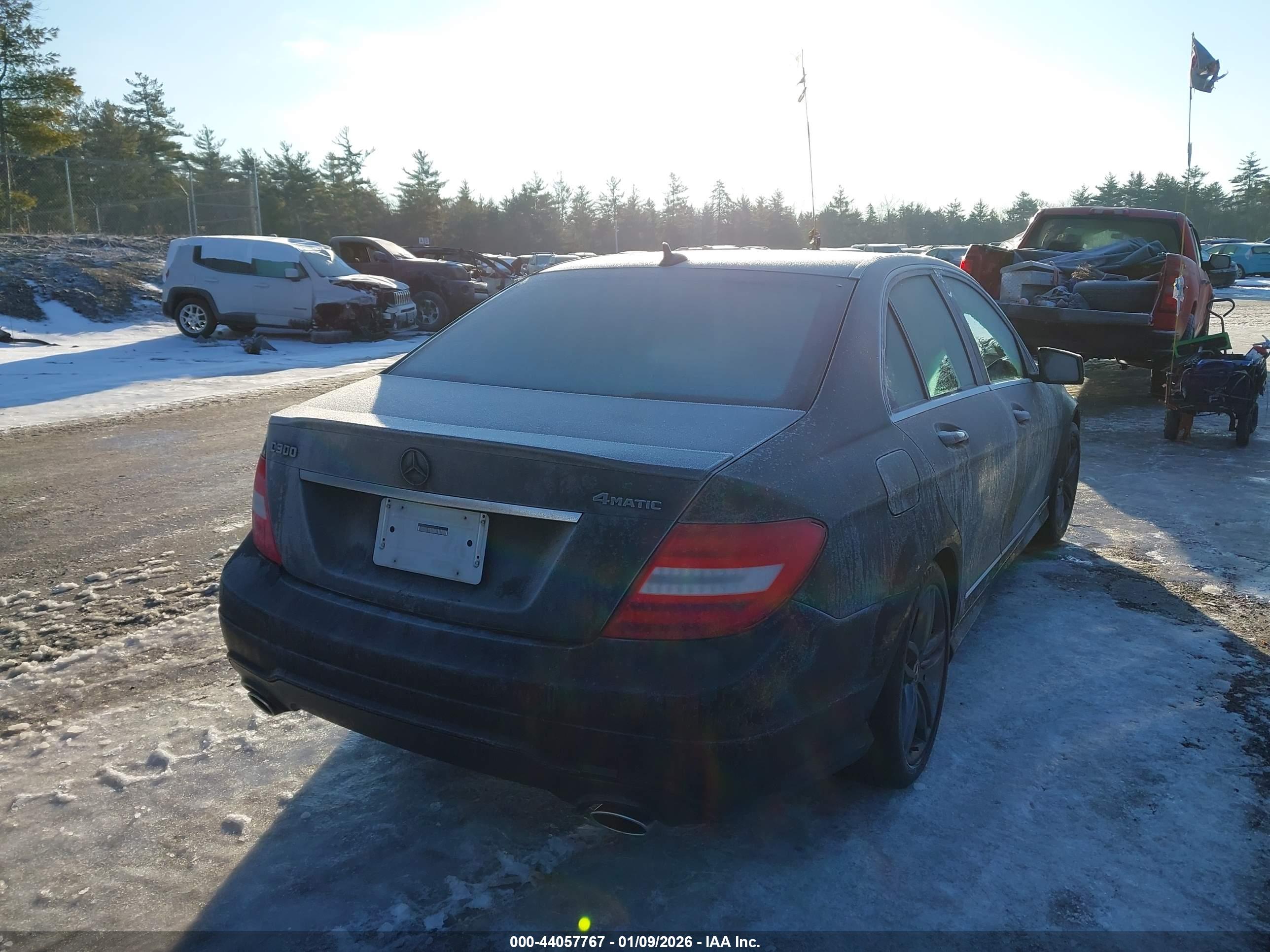 MERCEDES-BENZ C image 4