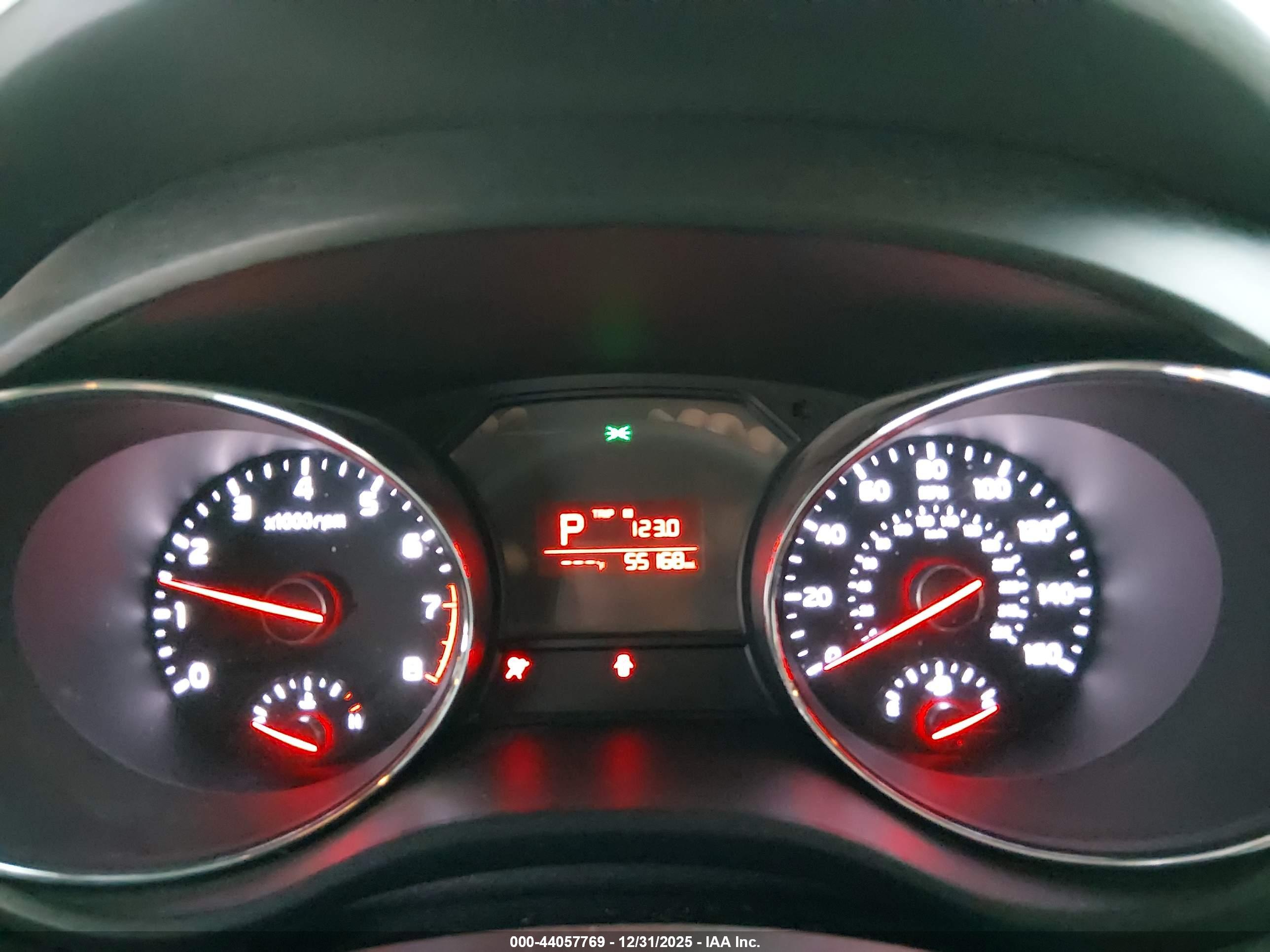 KIA SEDONA image 7