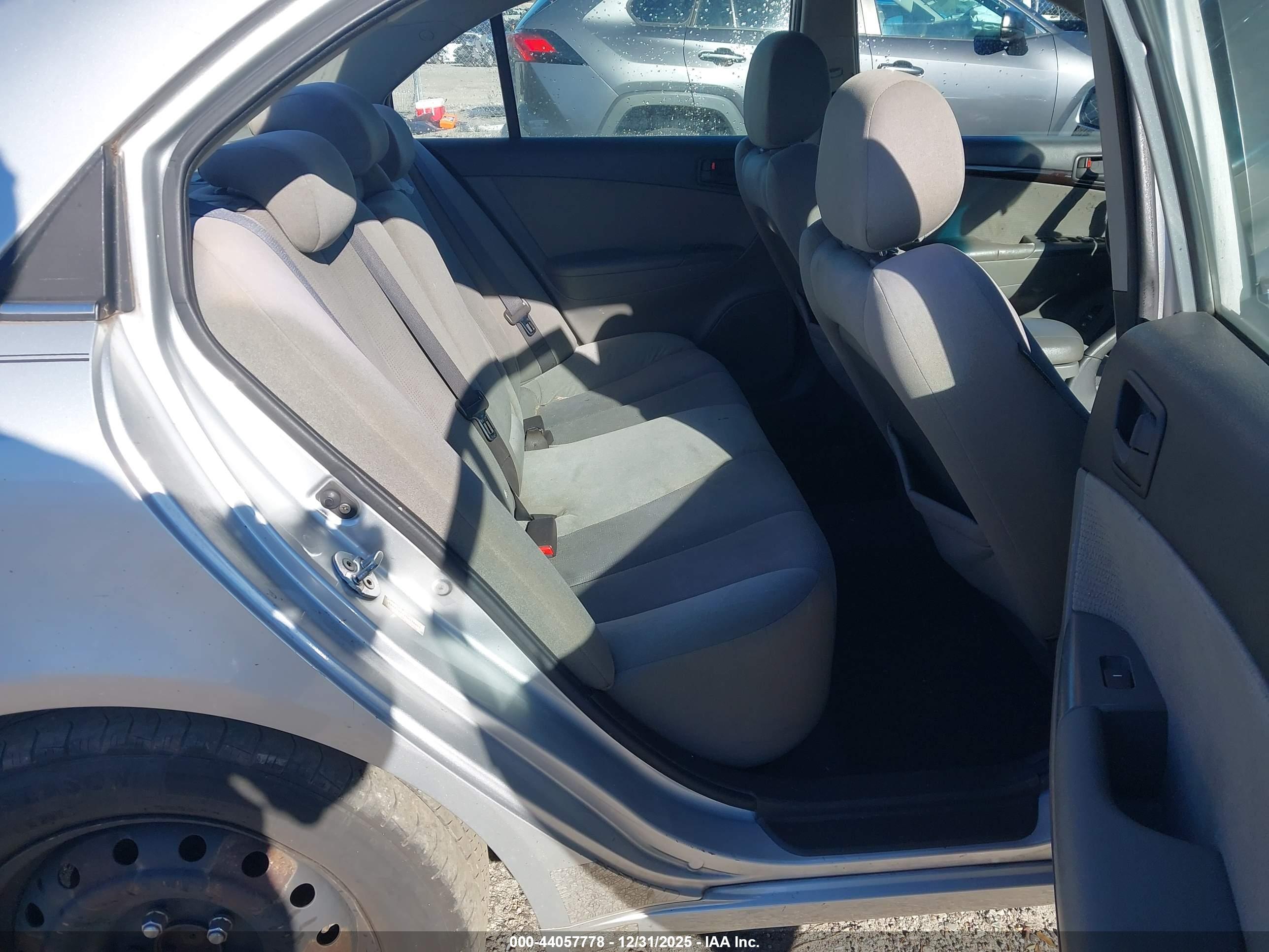 HYUNDAI SONATA image 8