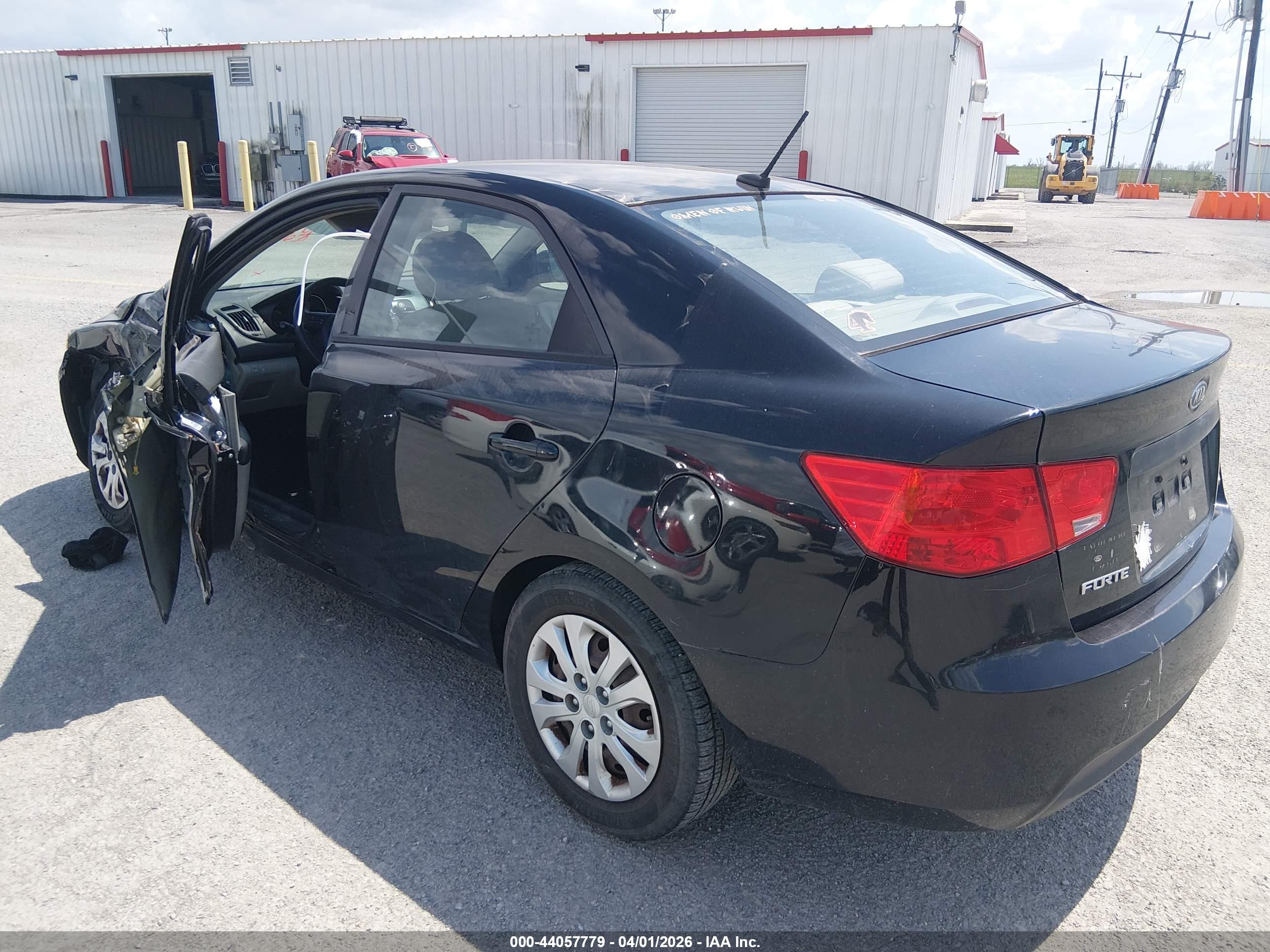 KIA FORTE image 3