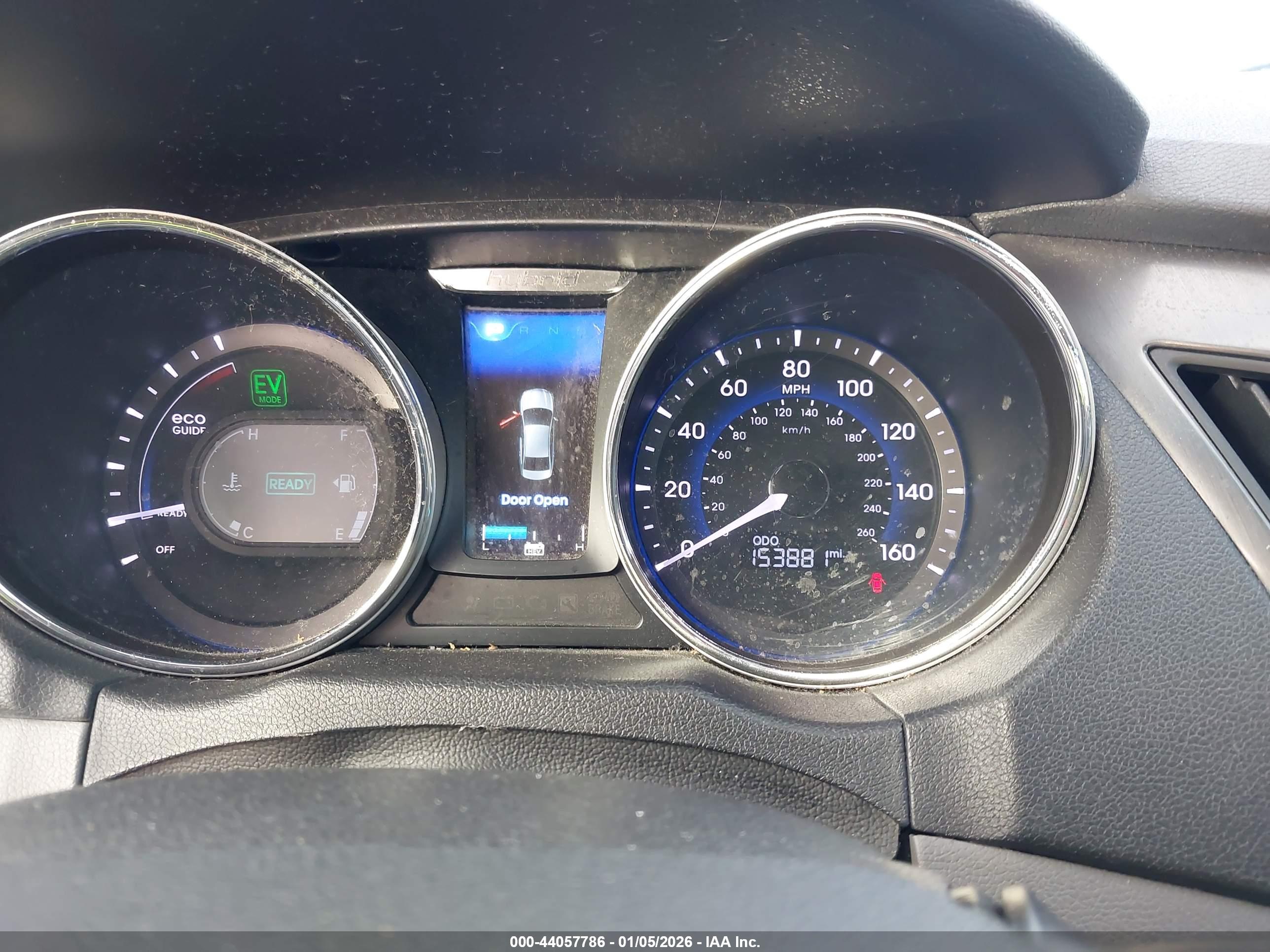 HYUNDAI SONATA image 7