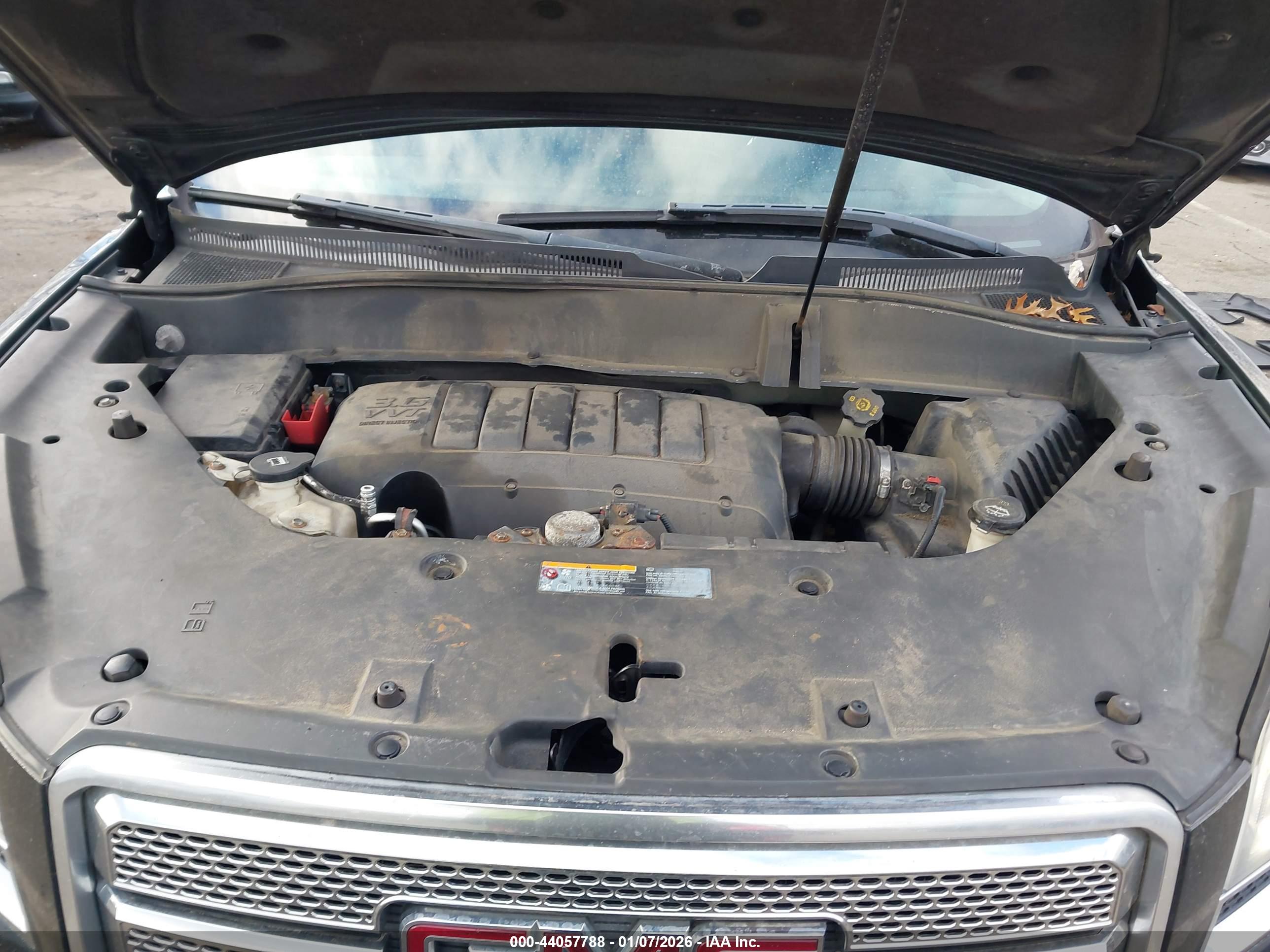 GMC ACADIA image 10