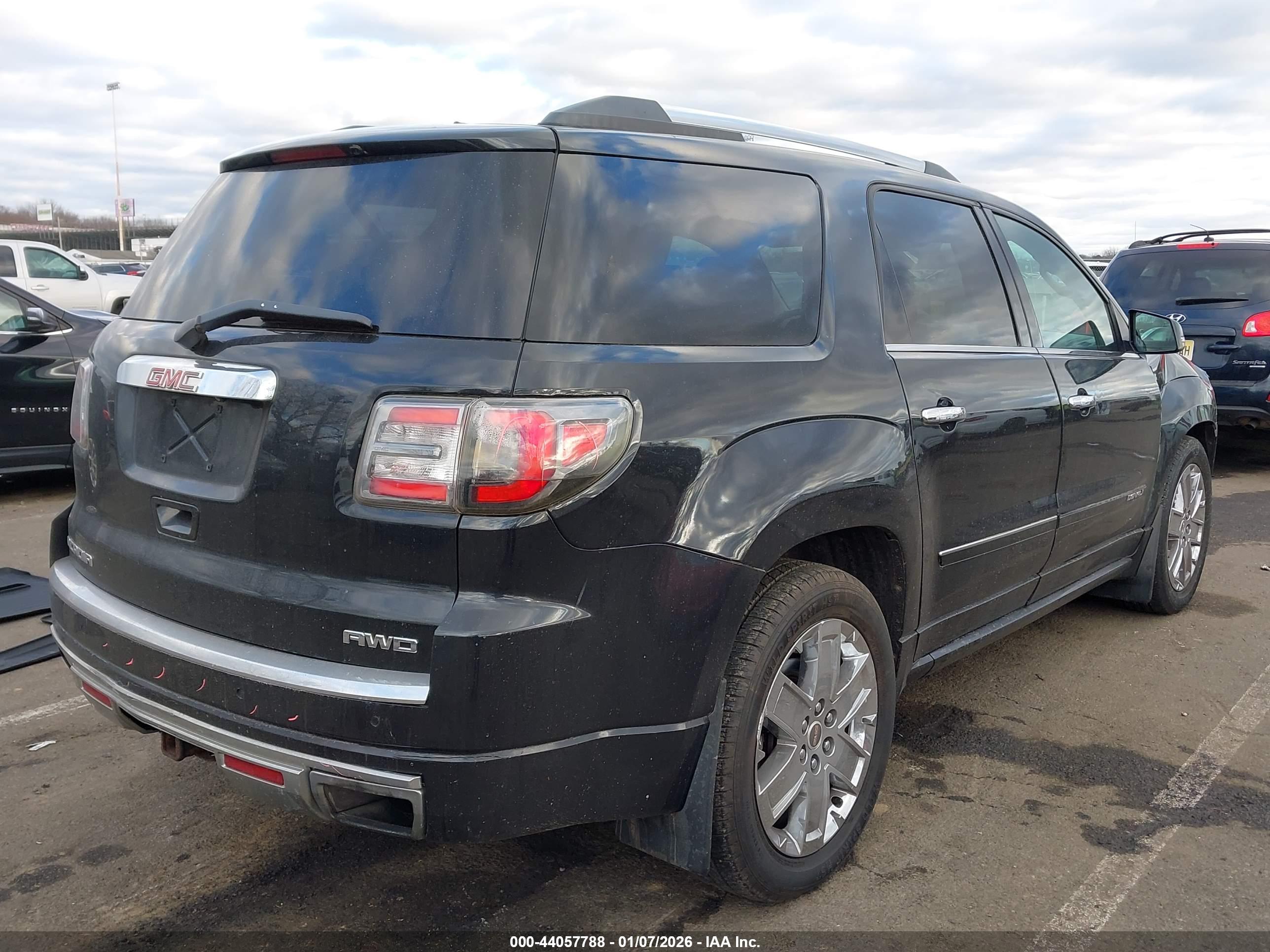 GMC ACADIA image 4