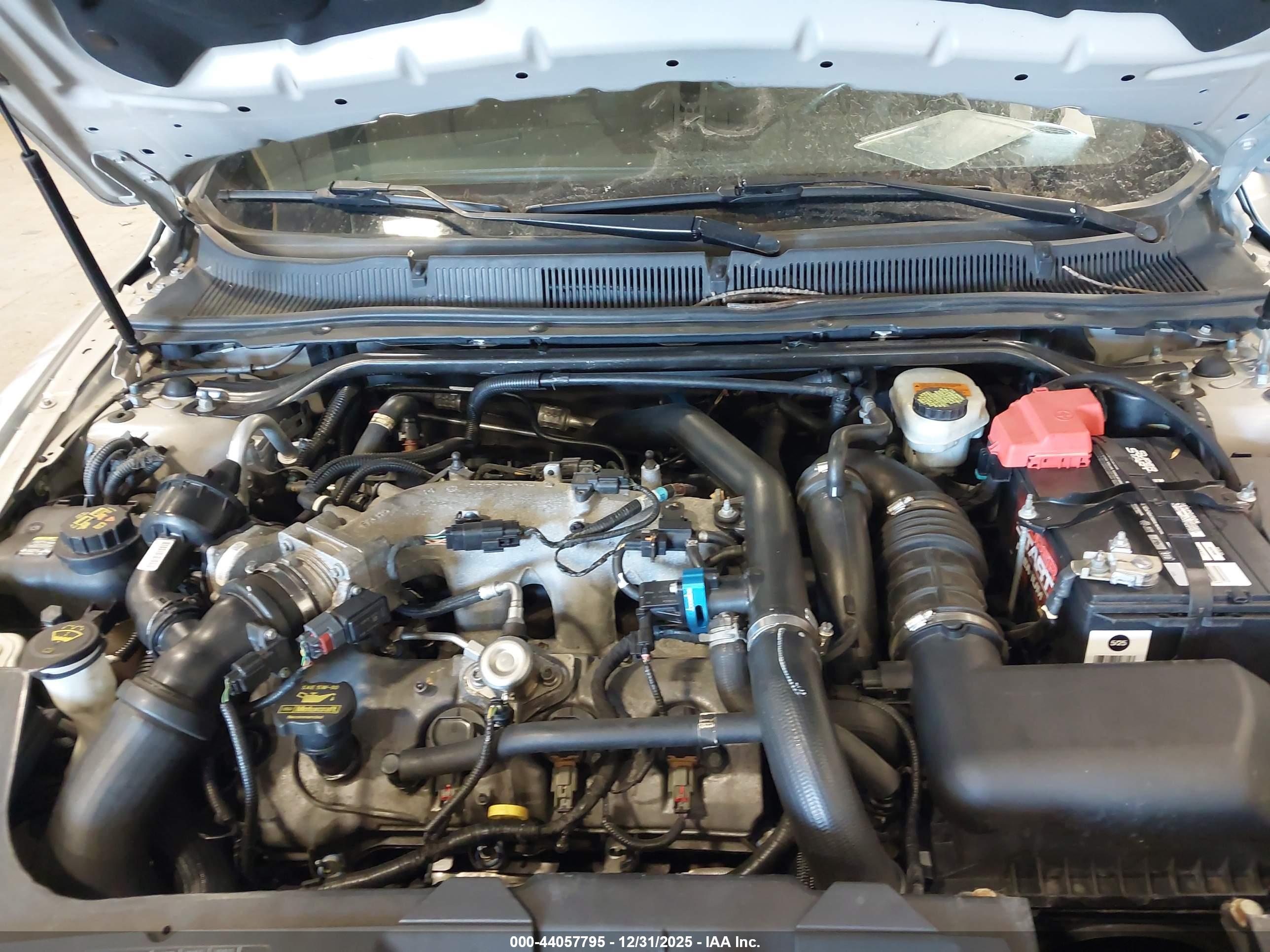 FORD TAURUS image 10