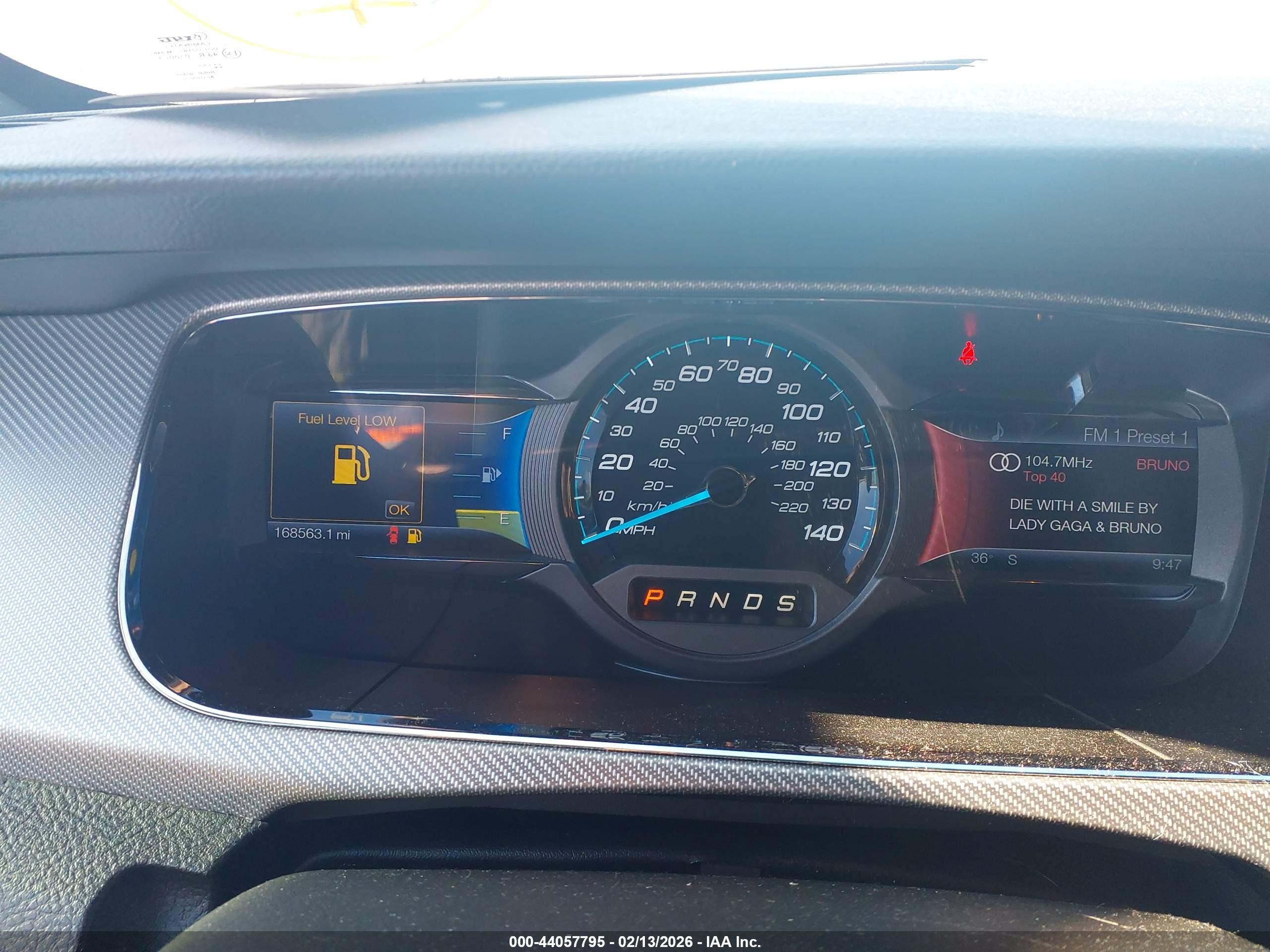 FORD TAURUS image 7