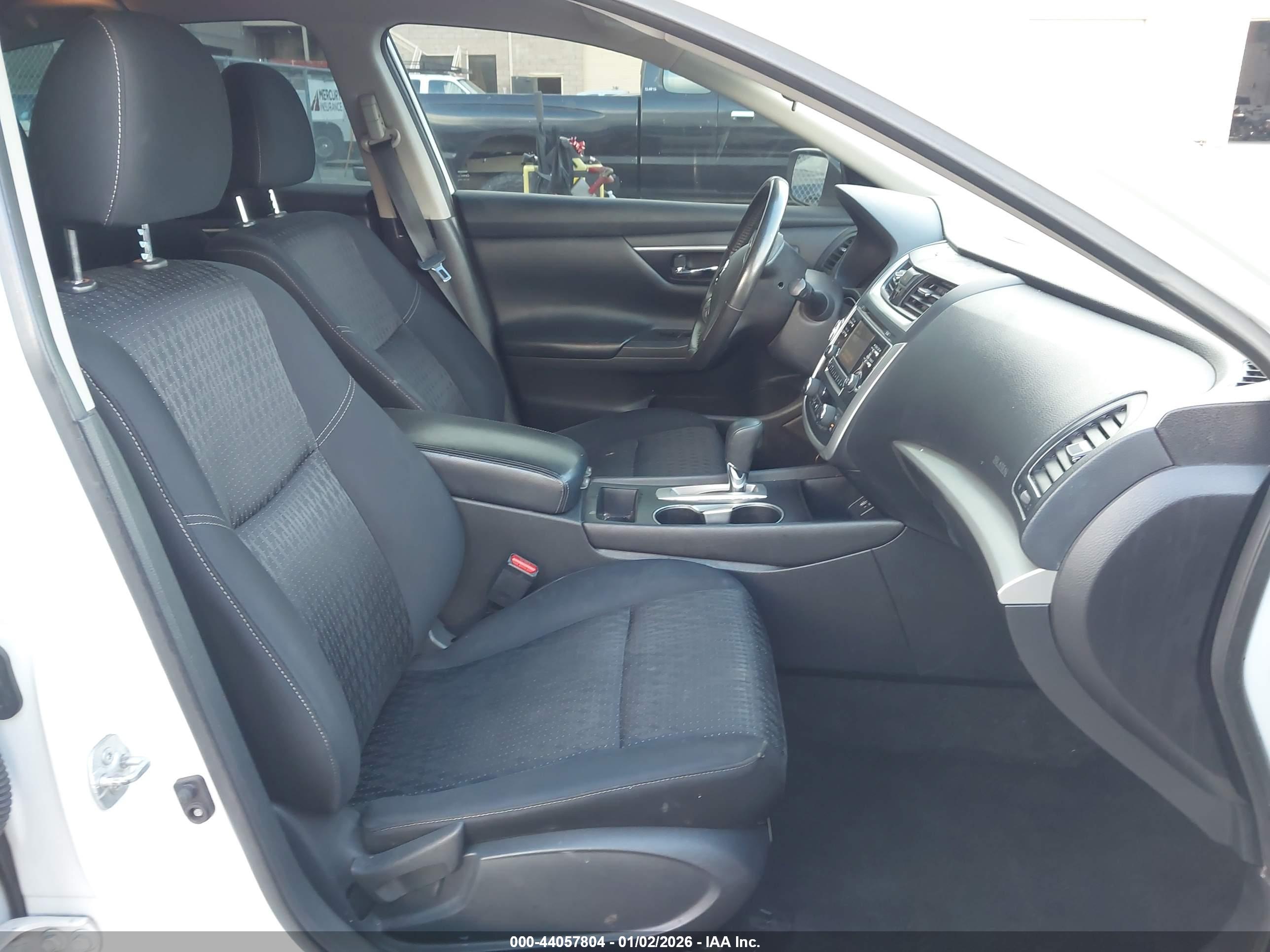 NISSAN ALTIMA image 5