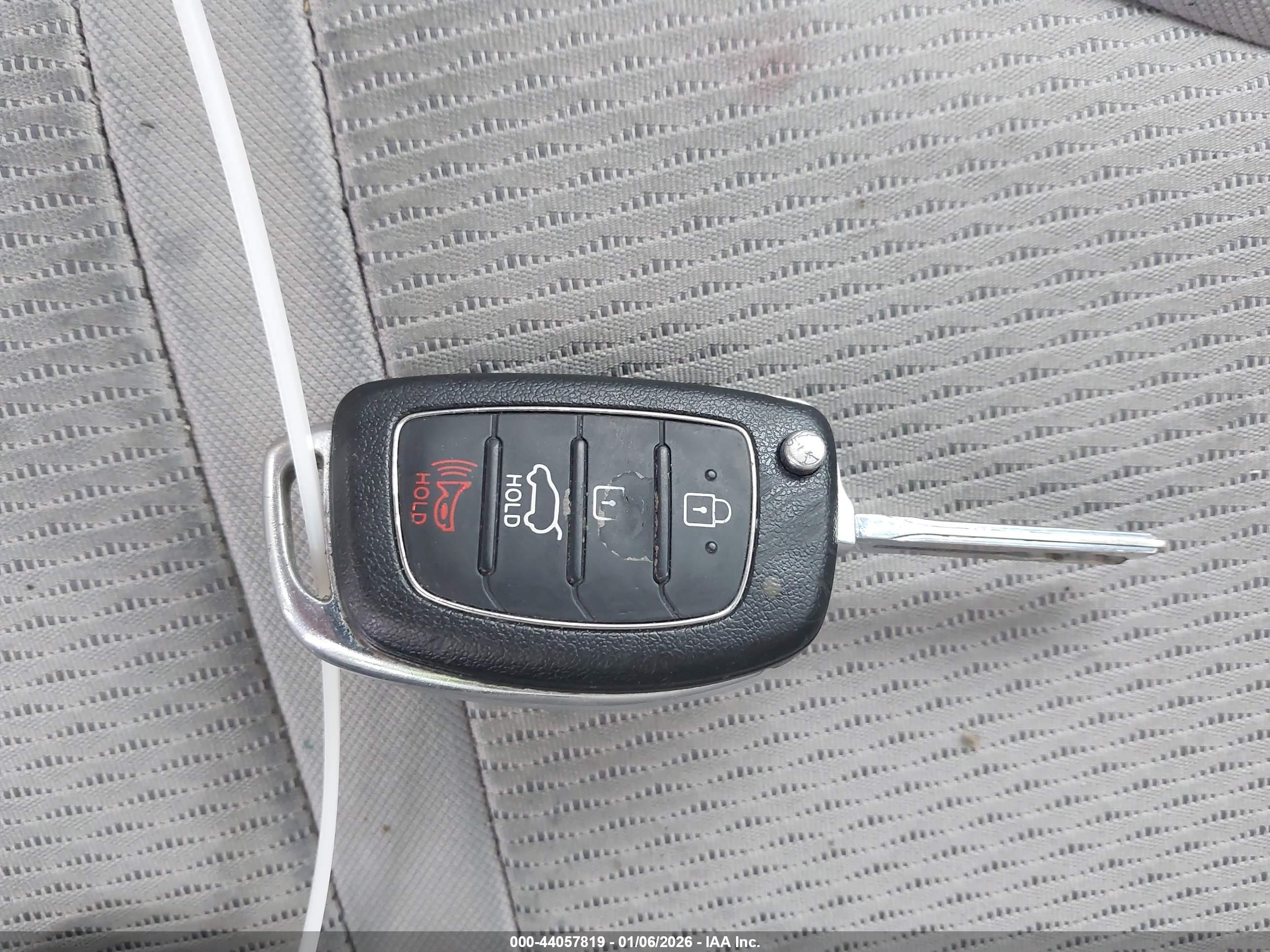 HYUNDAI SONATA image 11