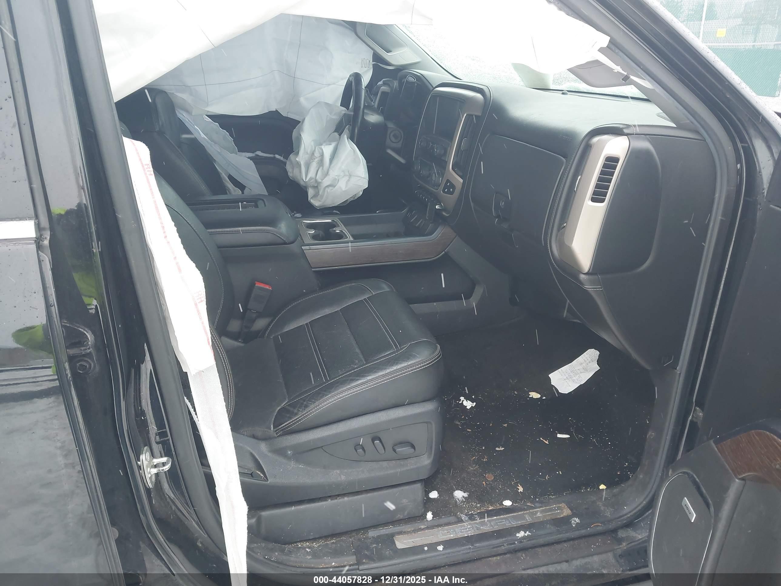 GMC SIERRA image 5
