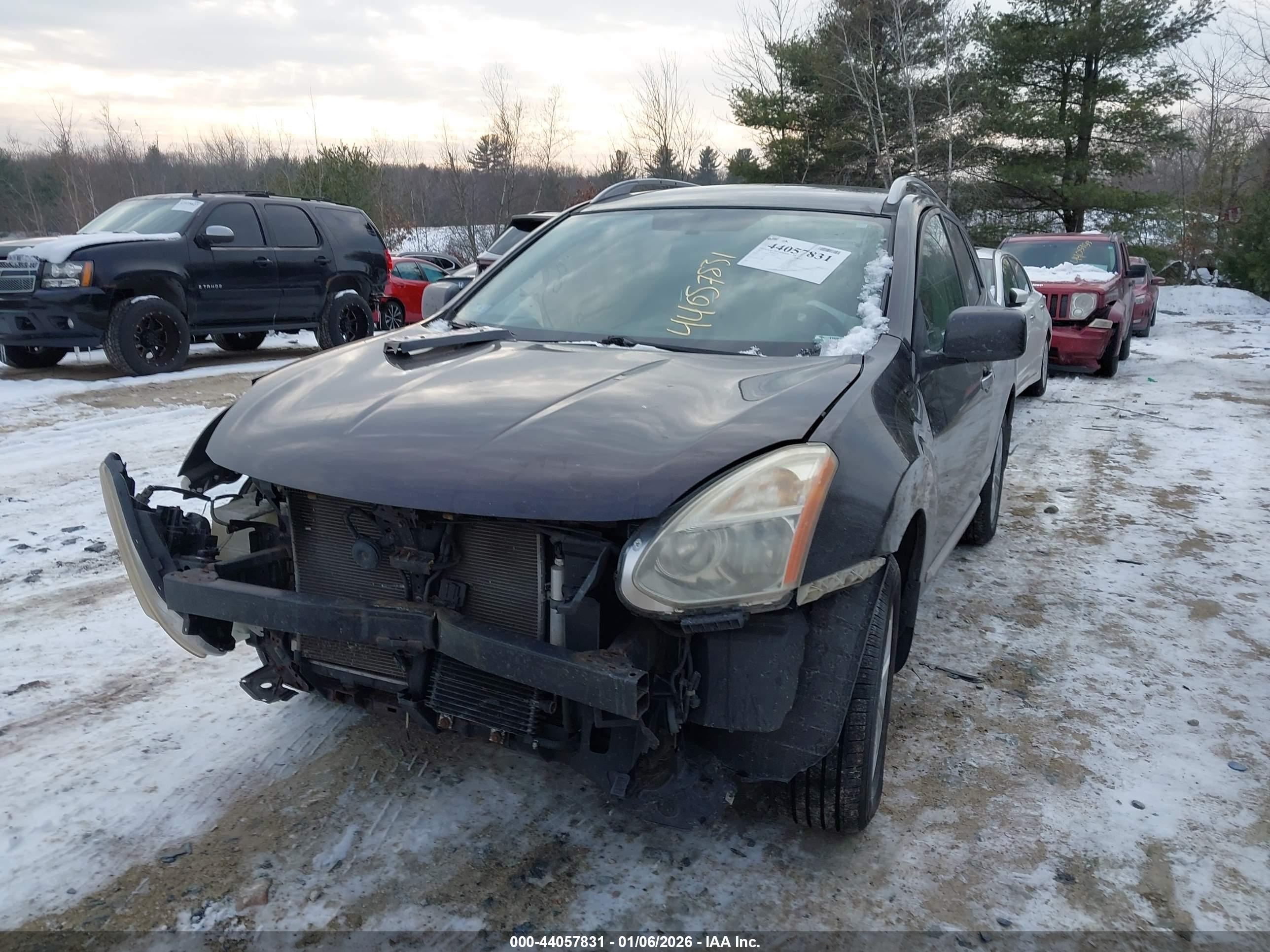 NISSAN ROGUE image 2