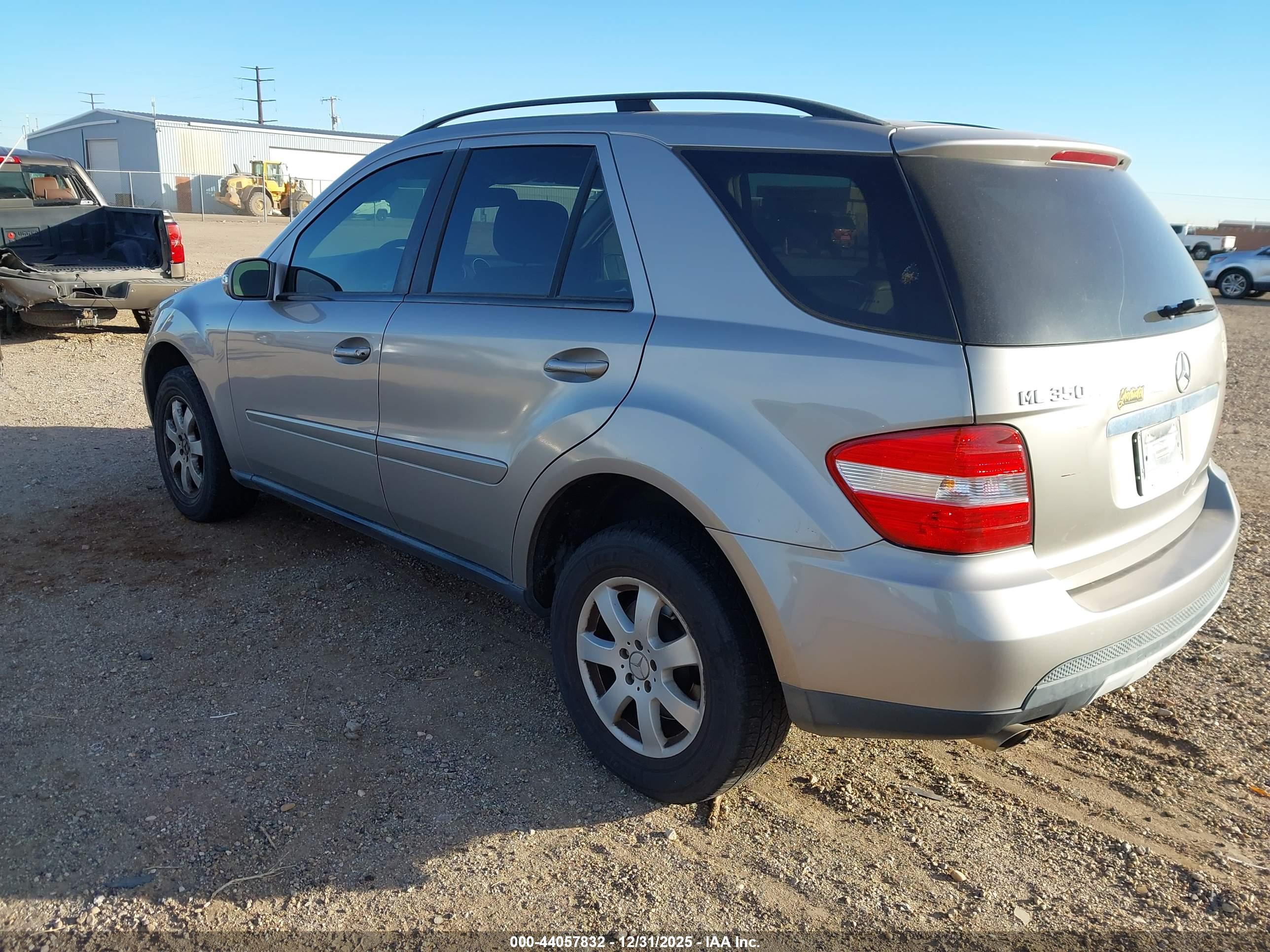 MERCEDES-BENZ ML image 3