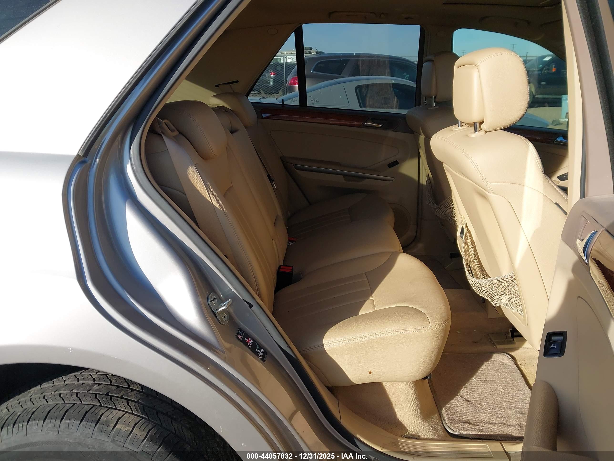 MERCEDES-BENZ ML image 8